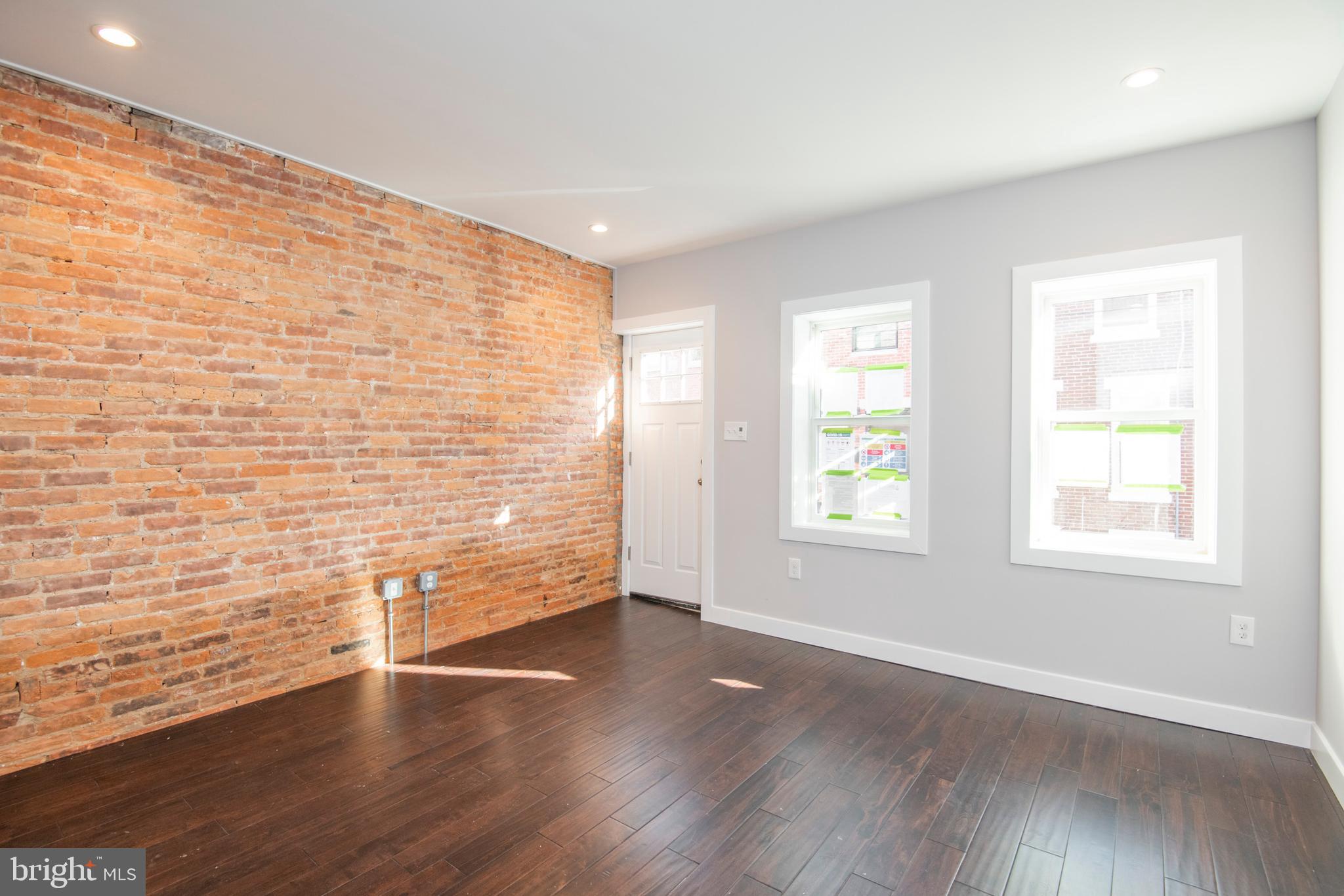 POINT BREEZE - Residential