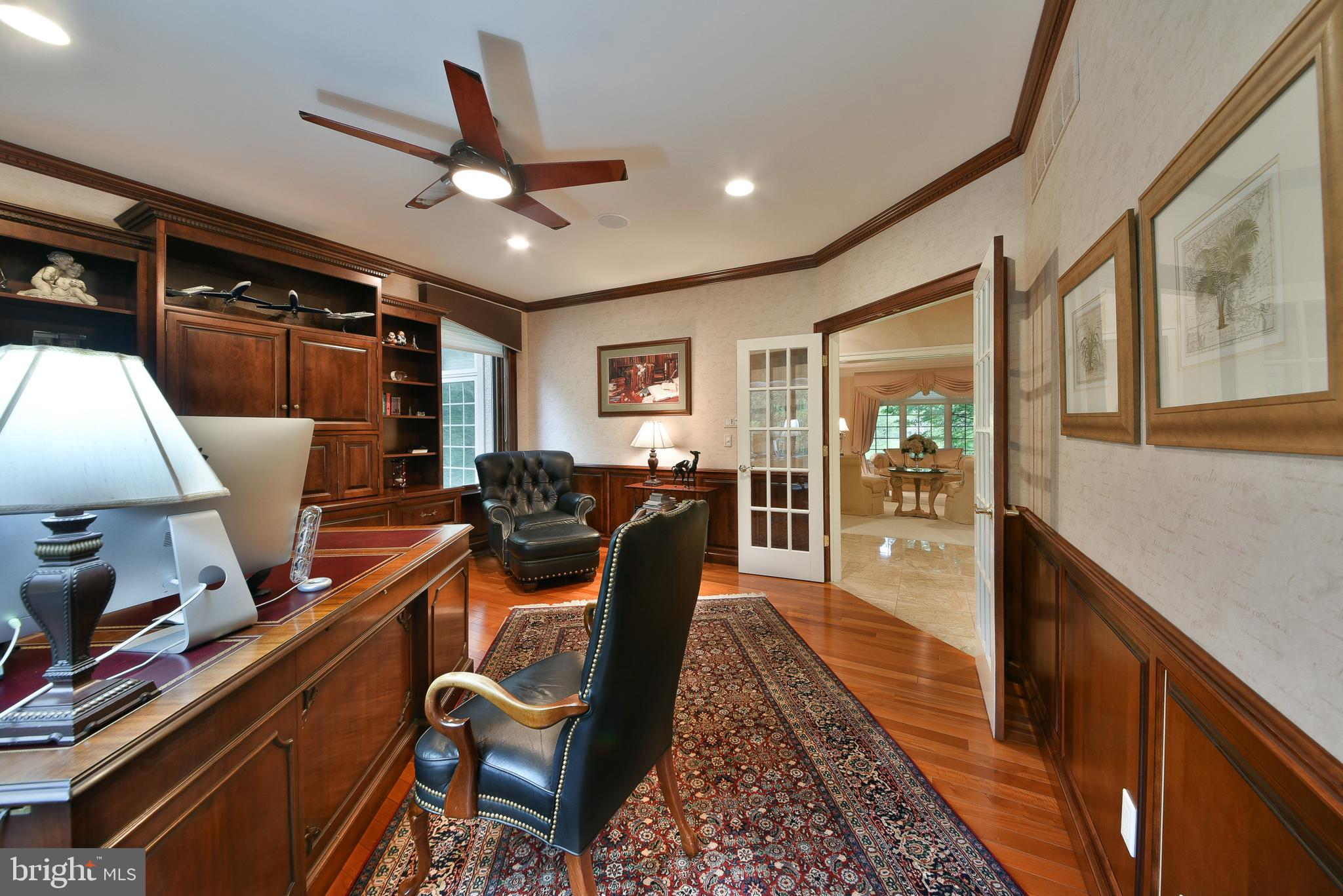 LAMPLIGHTER GLEN - Residential