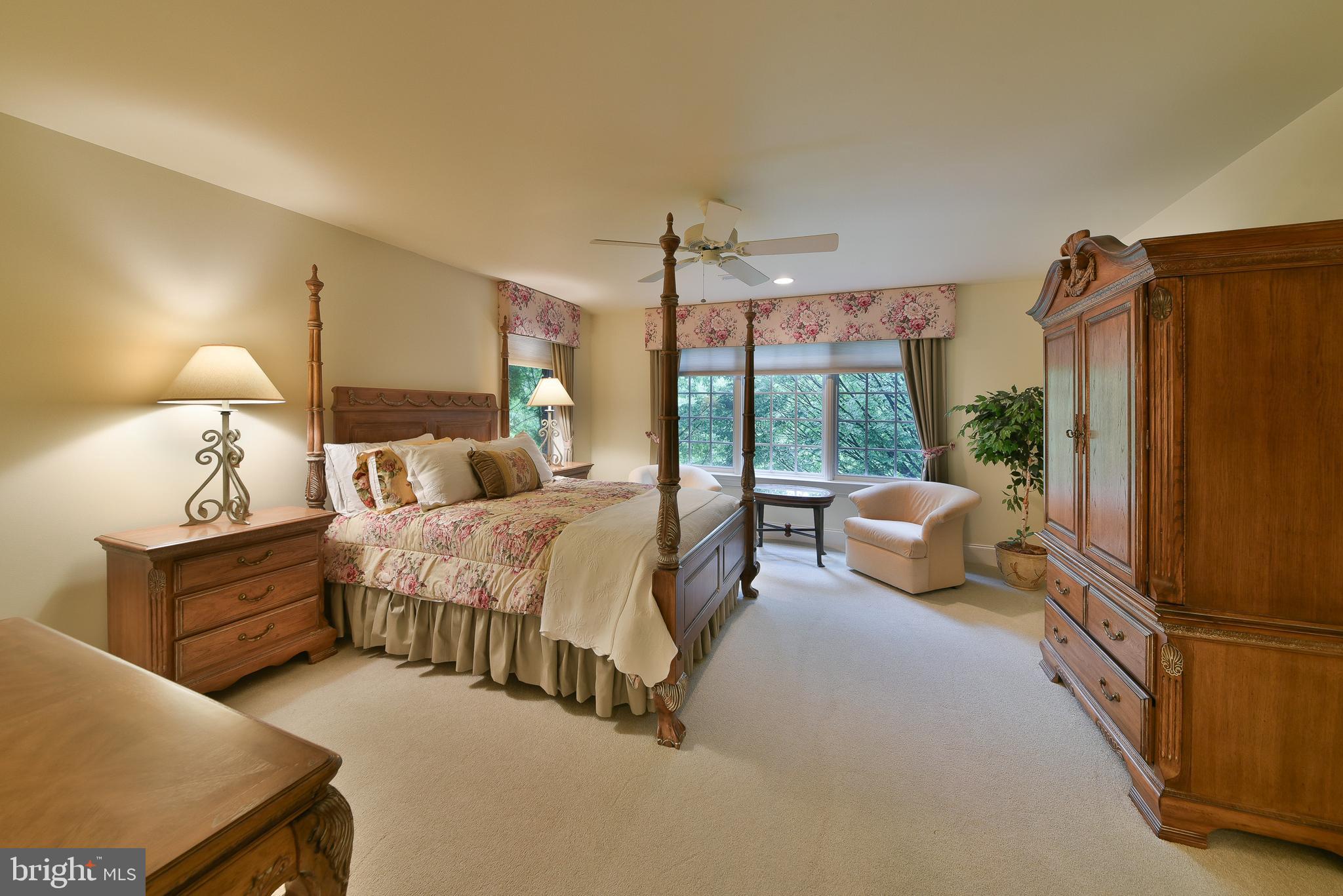 LAMPLIGHTER GLEN - Residential