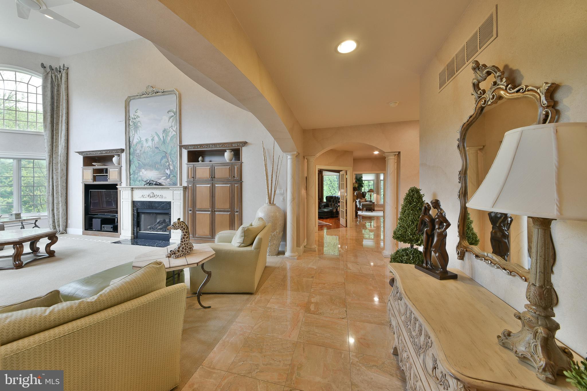 LAMPLIGHTER GLEN - Residential