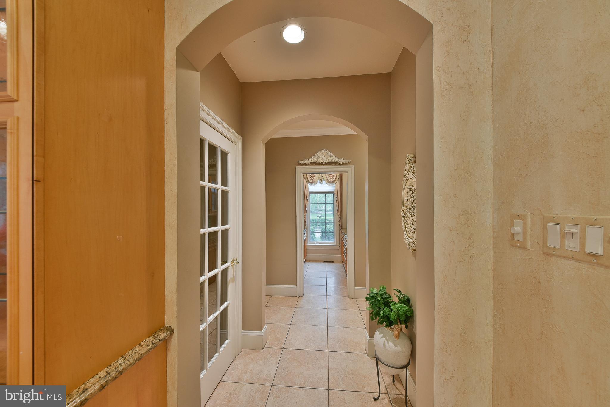 LAMPLIGHTER GLEN - Residential