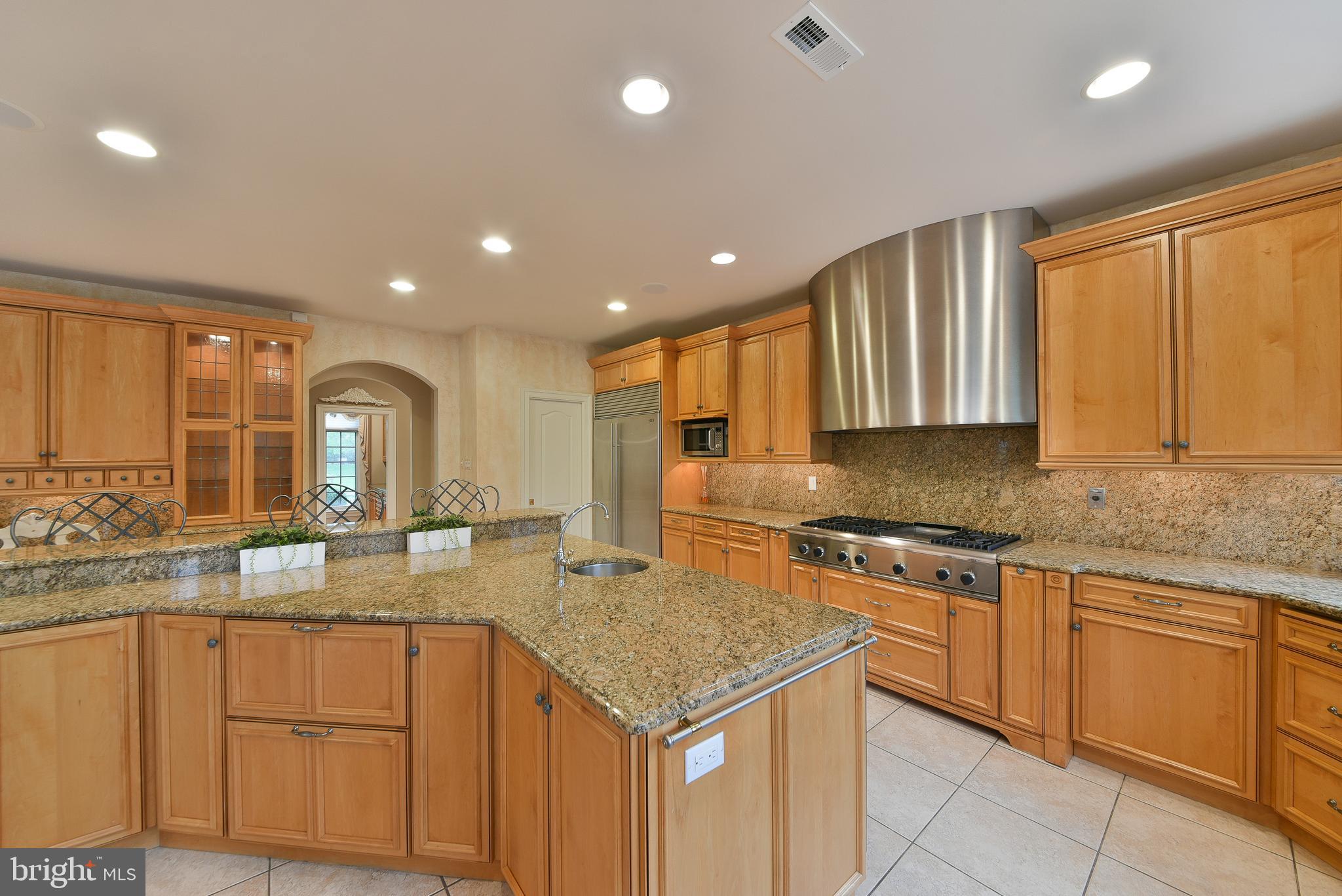 LAMPLIGHTER GLEN - Residential