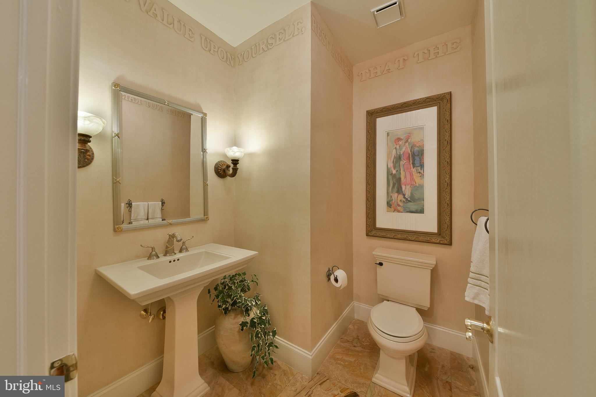 LAMPLIGHTER GLEN - Residential