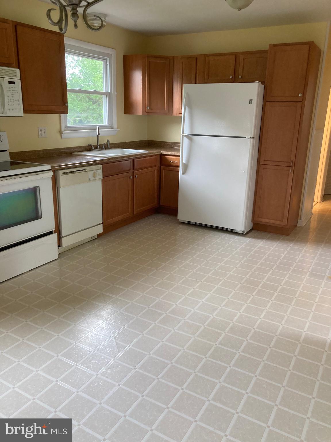 13910 COUNTRYSIDE DRIVE