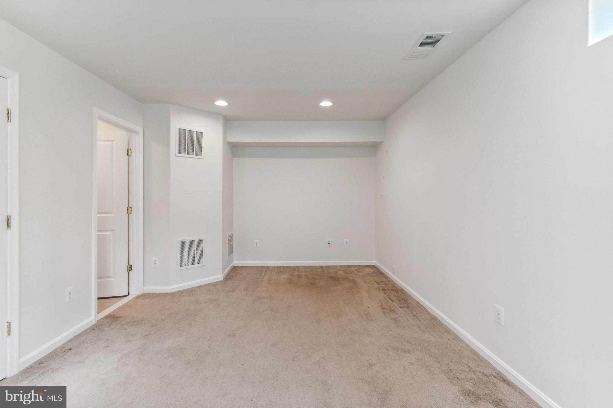 11896 BENTON LAKE ROAD