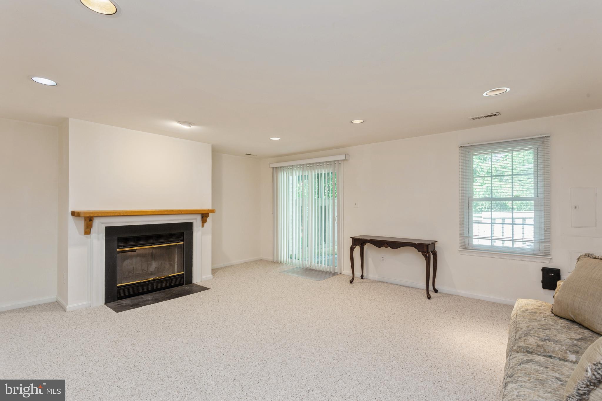 SUFFOLK PLACE - Residential