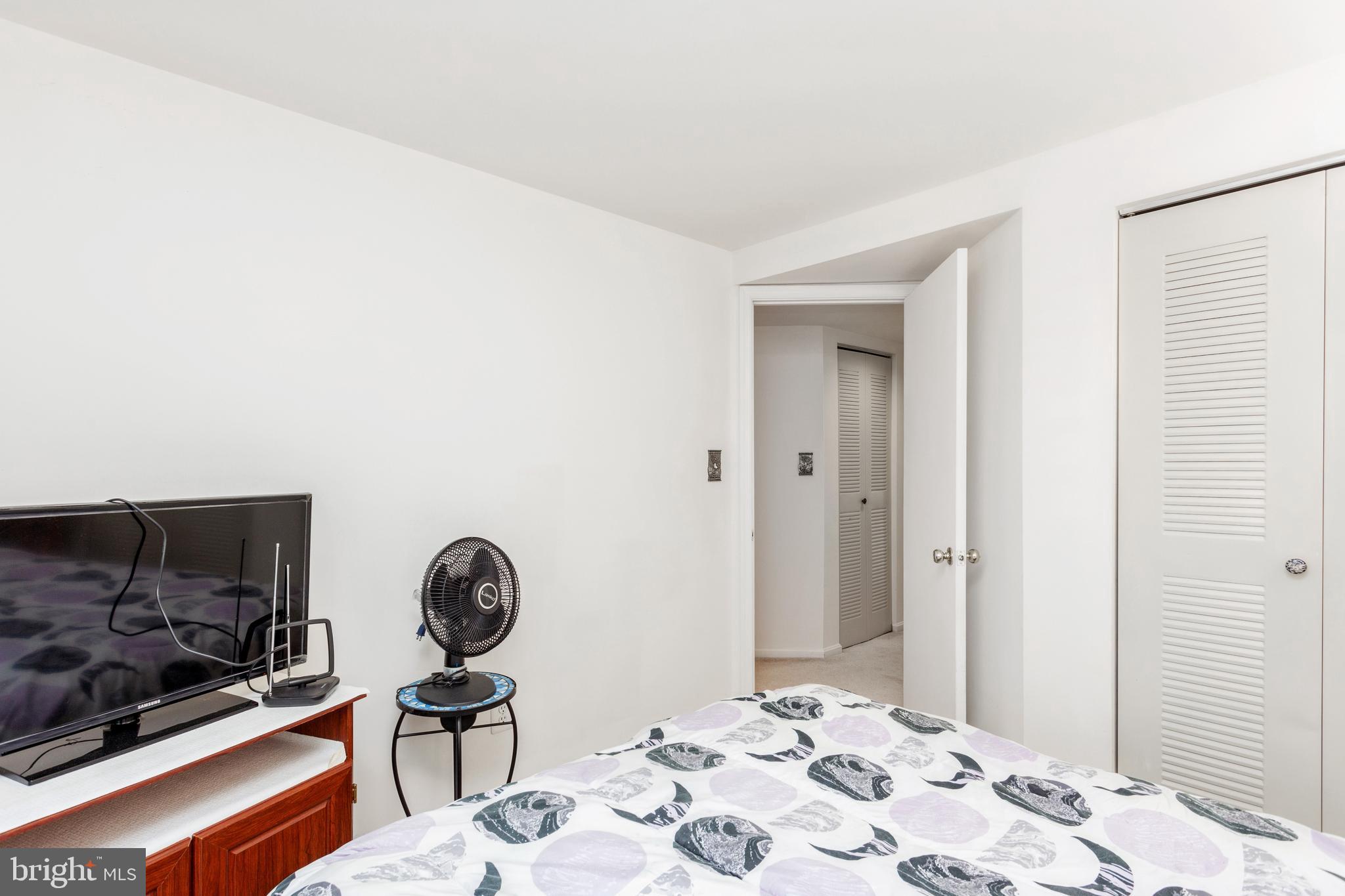 SUFFOLK PLACE - Residential