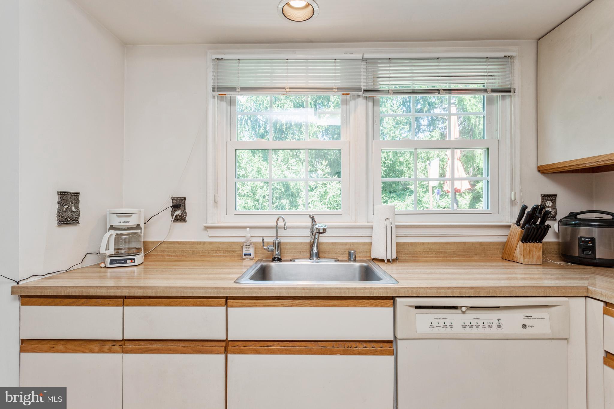 SUFFOLK PLACE - Residential