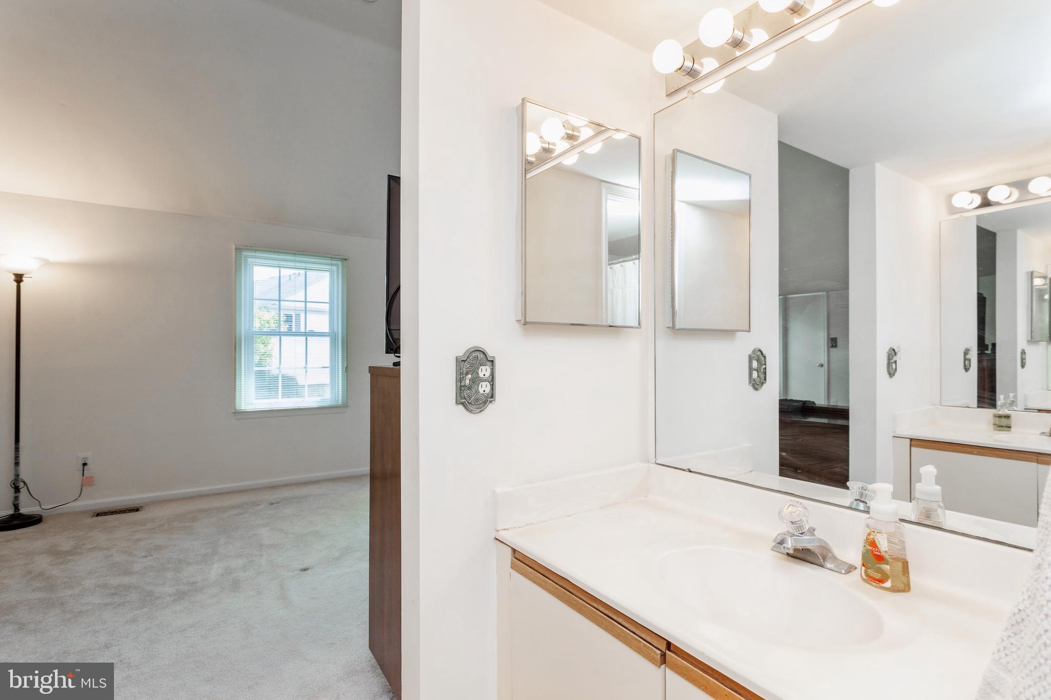 SUFFOLK PLACE - Residential