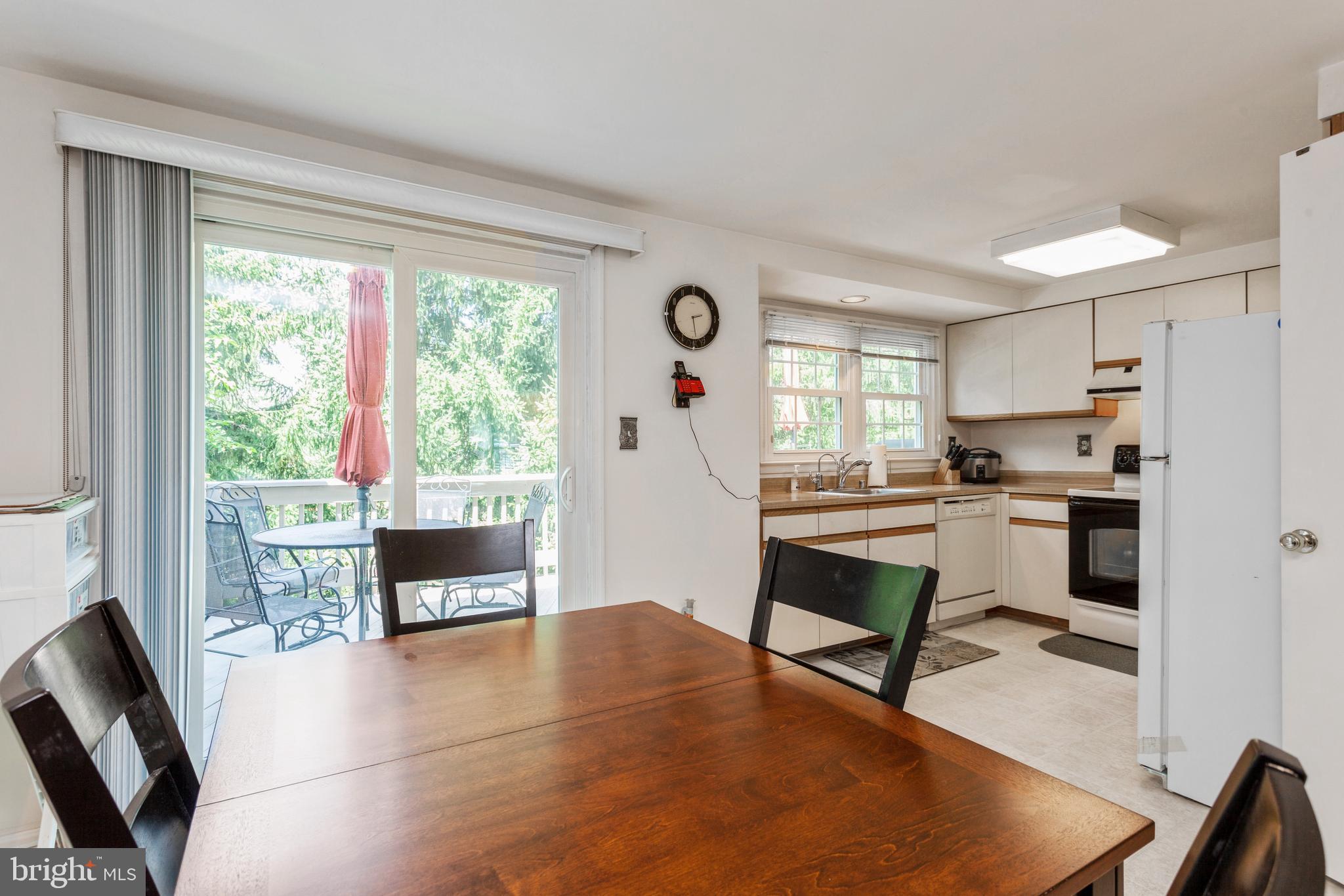 SUFFOLK PLACE - Residential