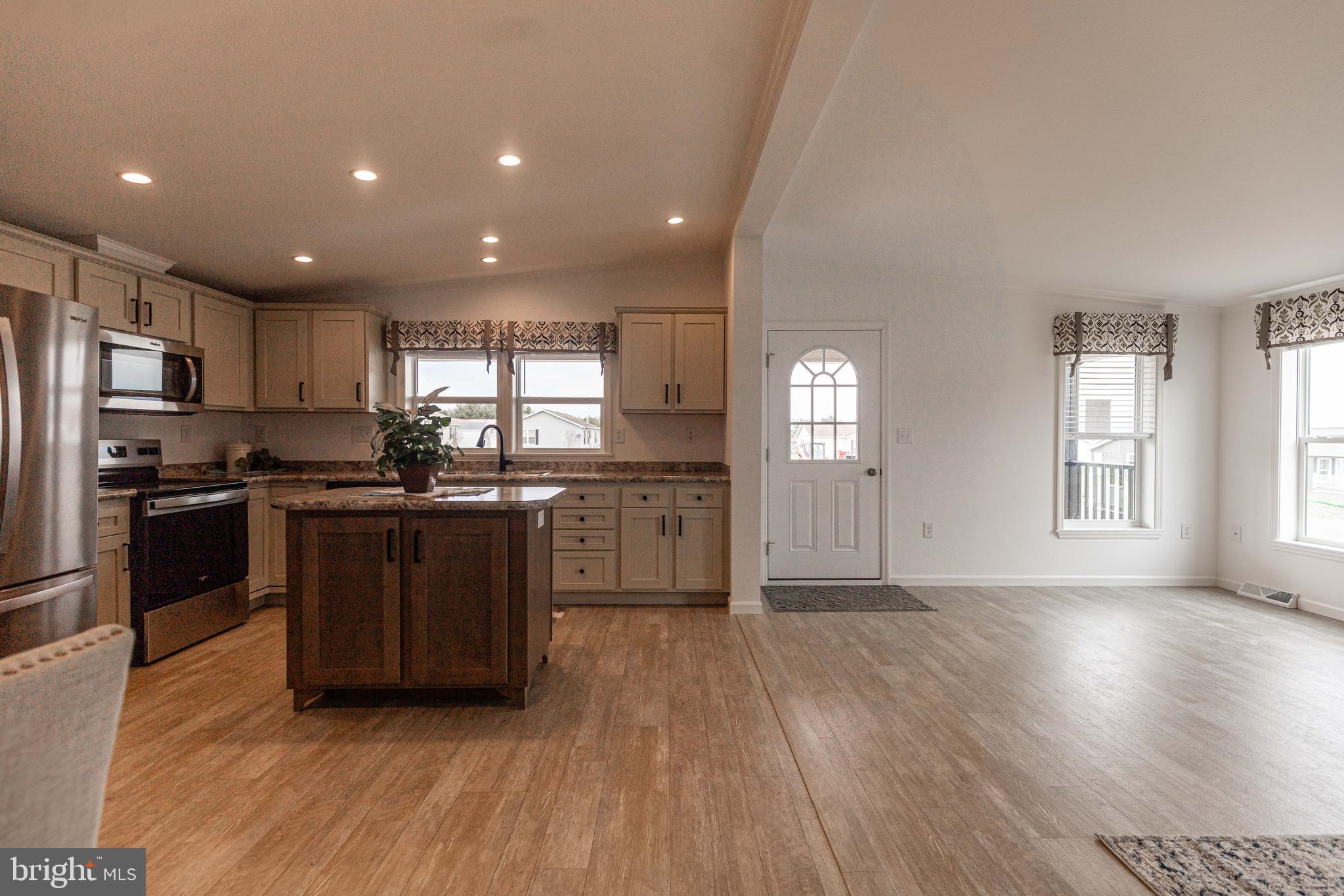 SHIPPENSBURG VILLAGE - Residential