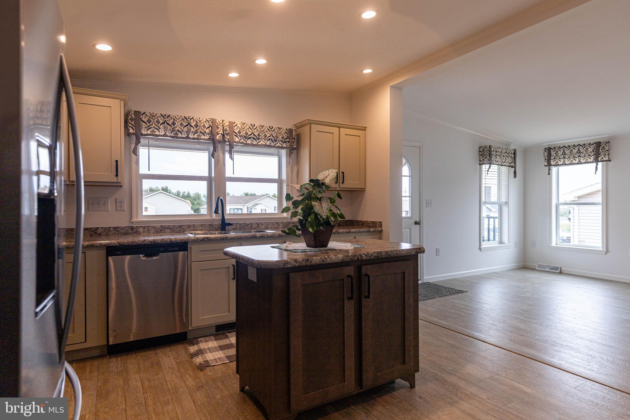 SHIPPENSBURG VILLAGE - Residential