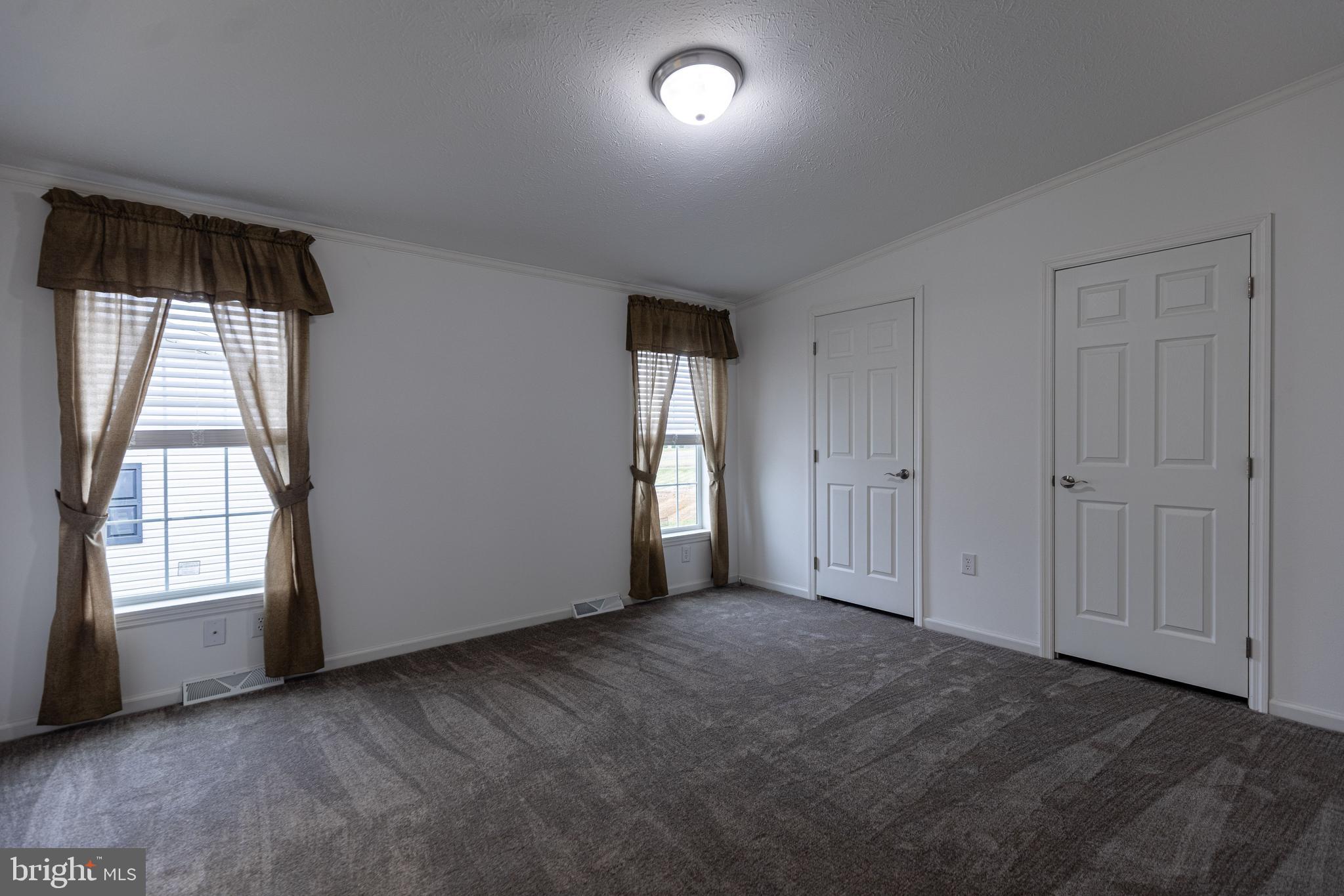 SHIPPENSBURG VILLAGE - Residential