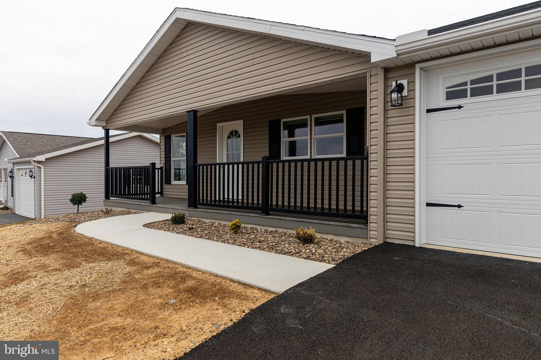 SHIPPENSBURG VILLAGE - Residential