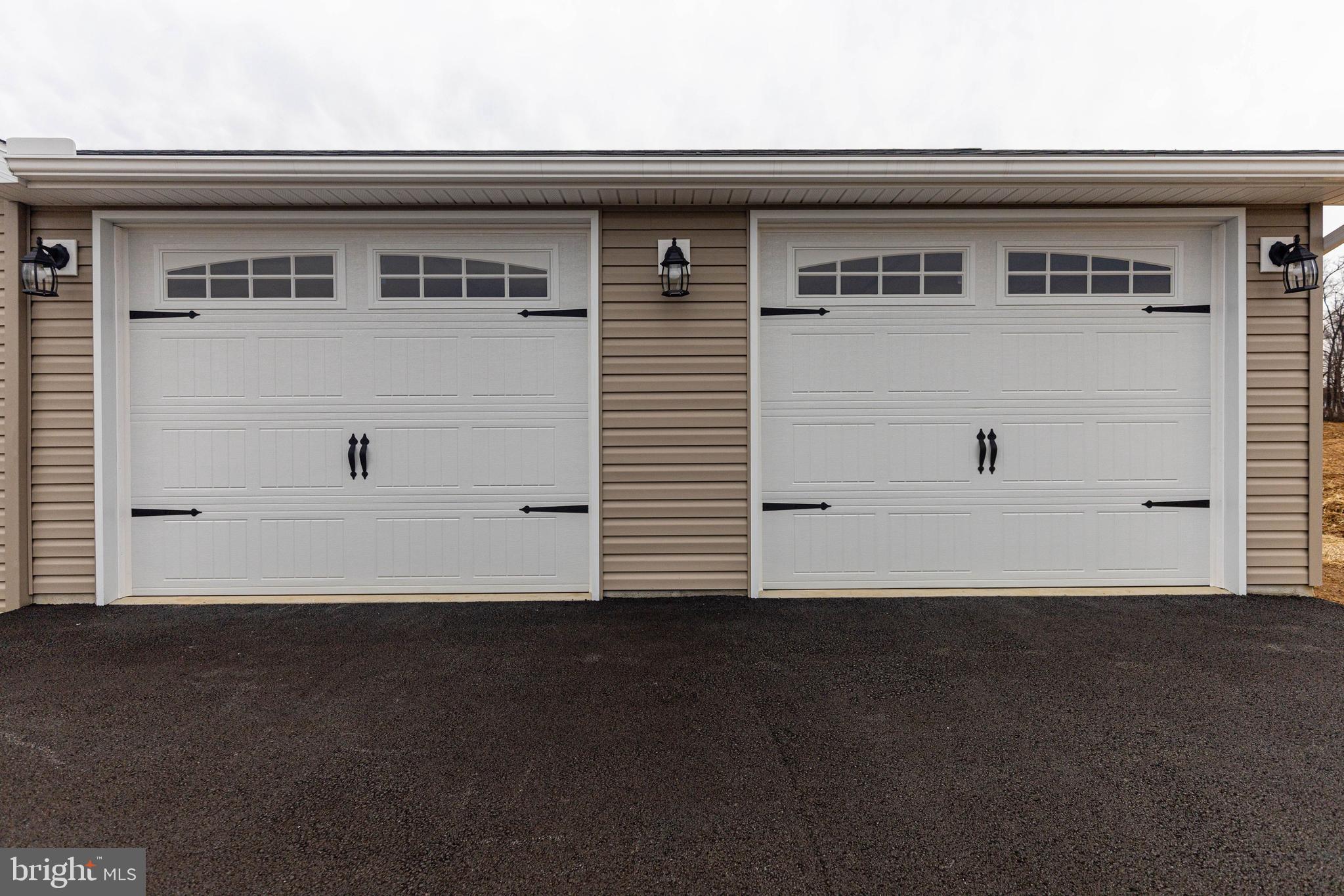 SHIPPENSBURG VILLAGE - Residential