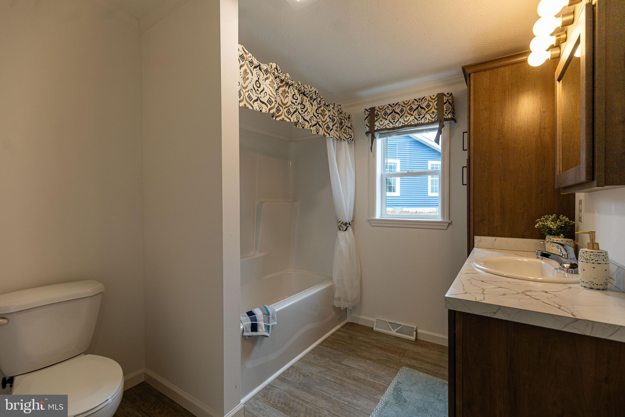 SHIPPENSBURG VILLAGE - Residential