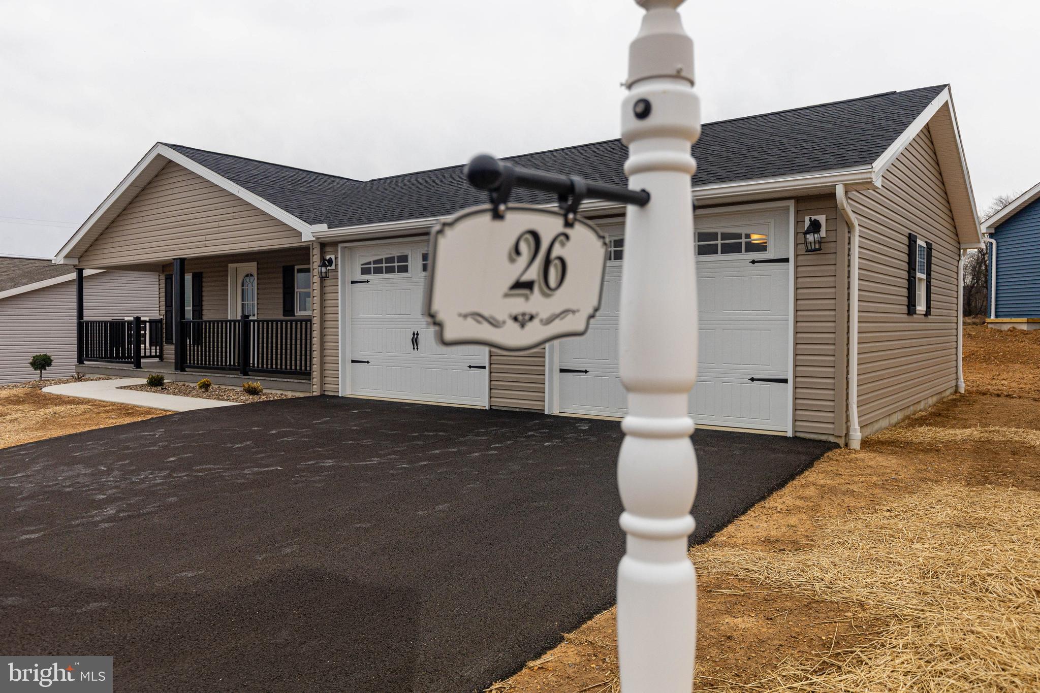 SHIPPENSBURG VILLAGE - Residential