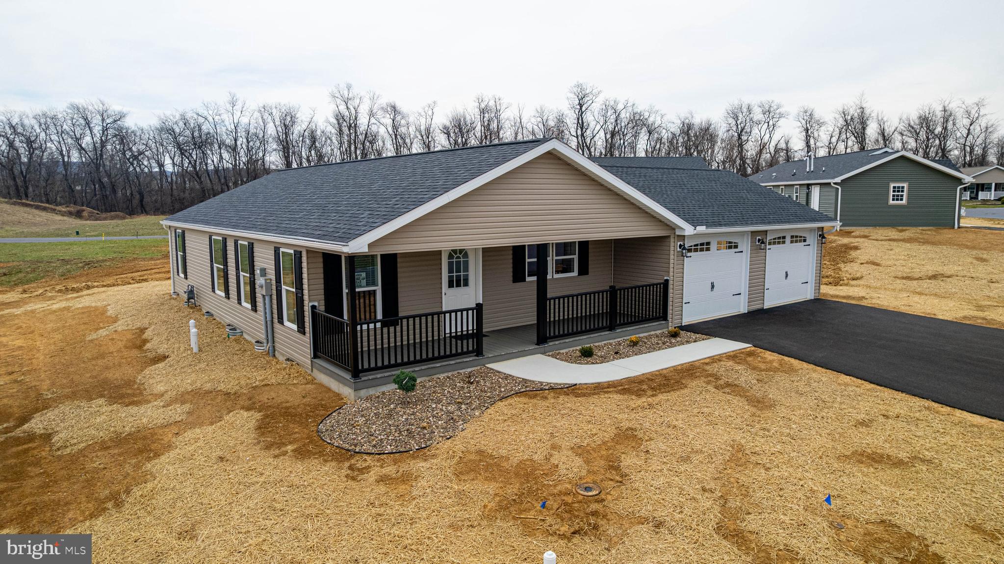 SHIPPENSBURG VILLAGE - Residential