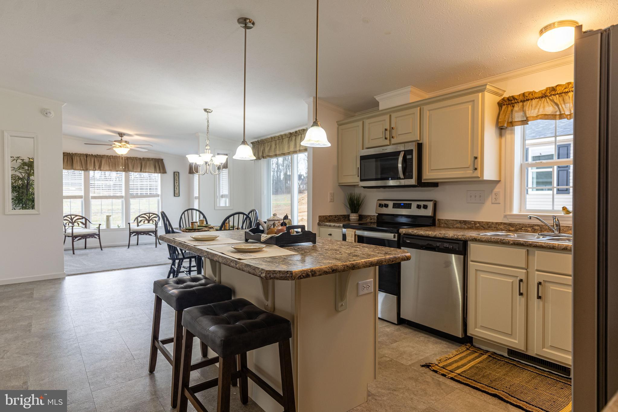 SHIPPENSBURG VILLAGE - Residential