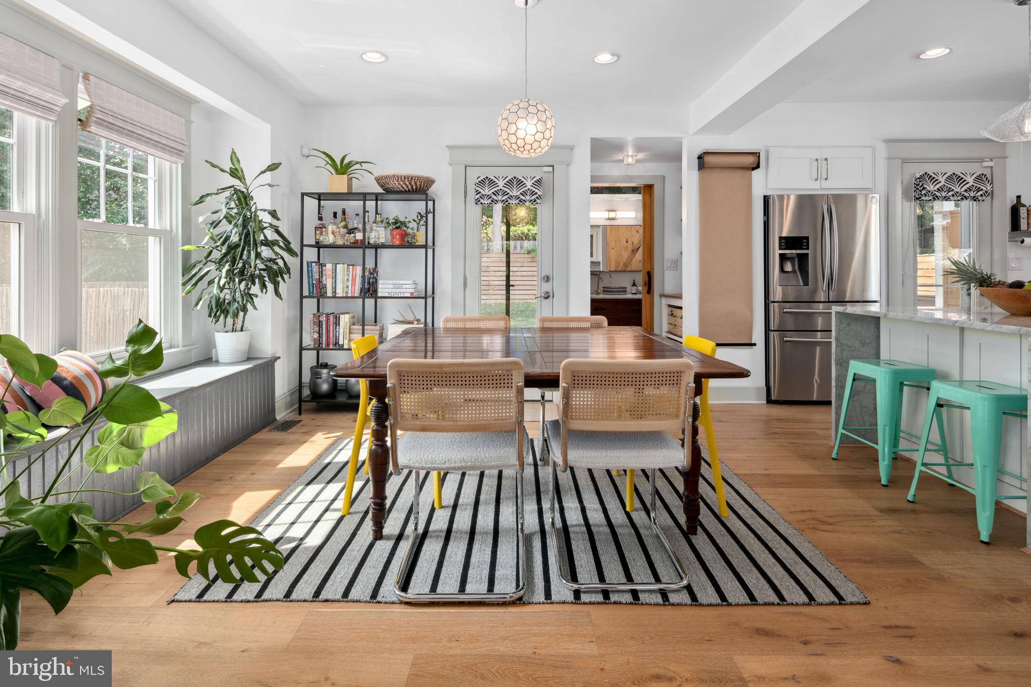 3210 CENTRAL AVENUE NE