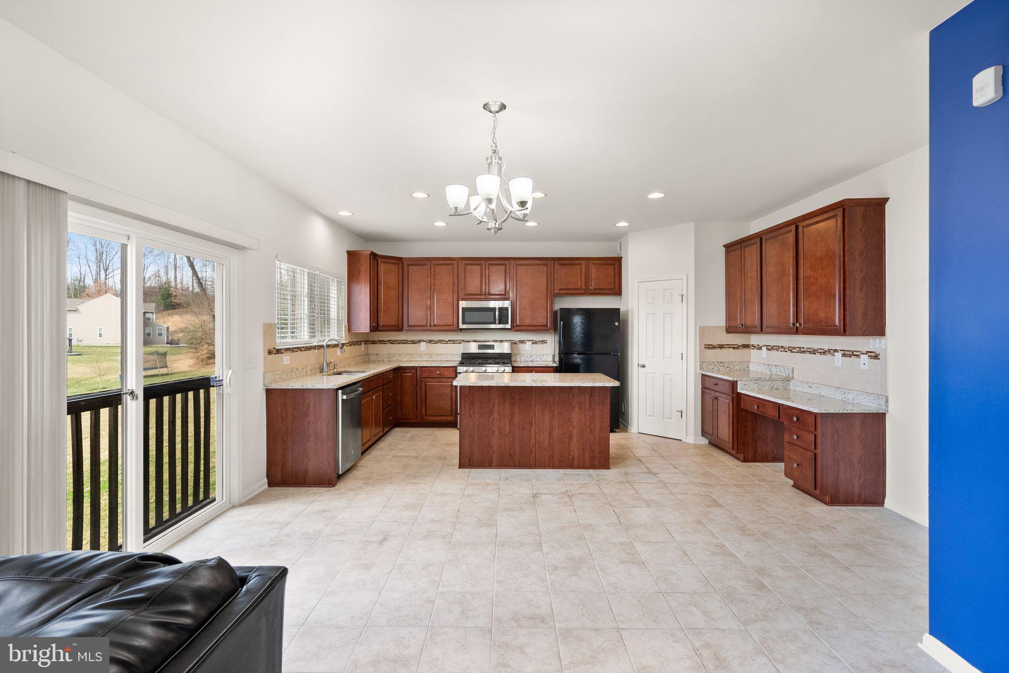 LEELAND STATION - Residential