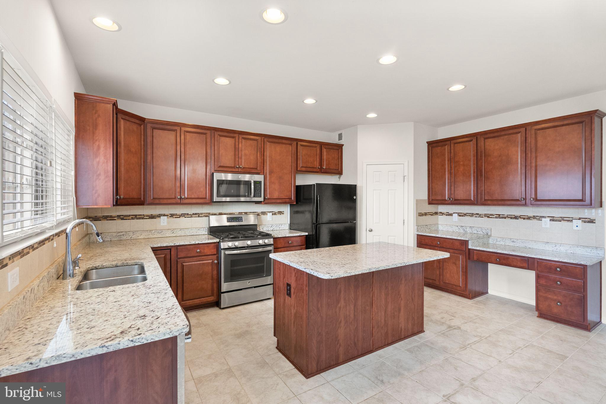 LEELAND STATION - Residential