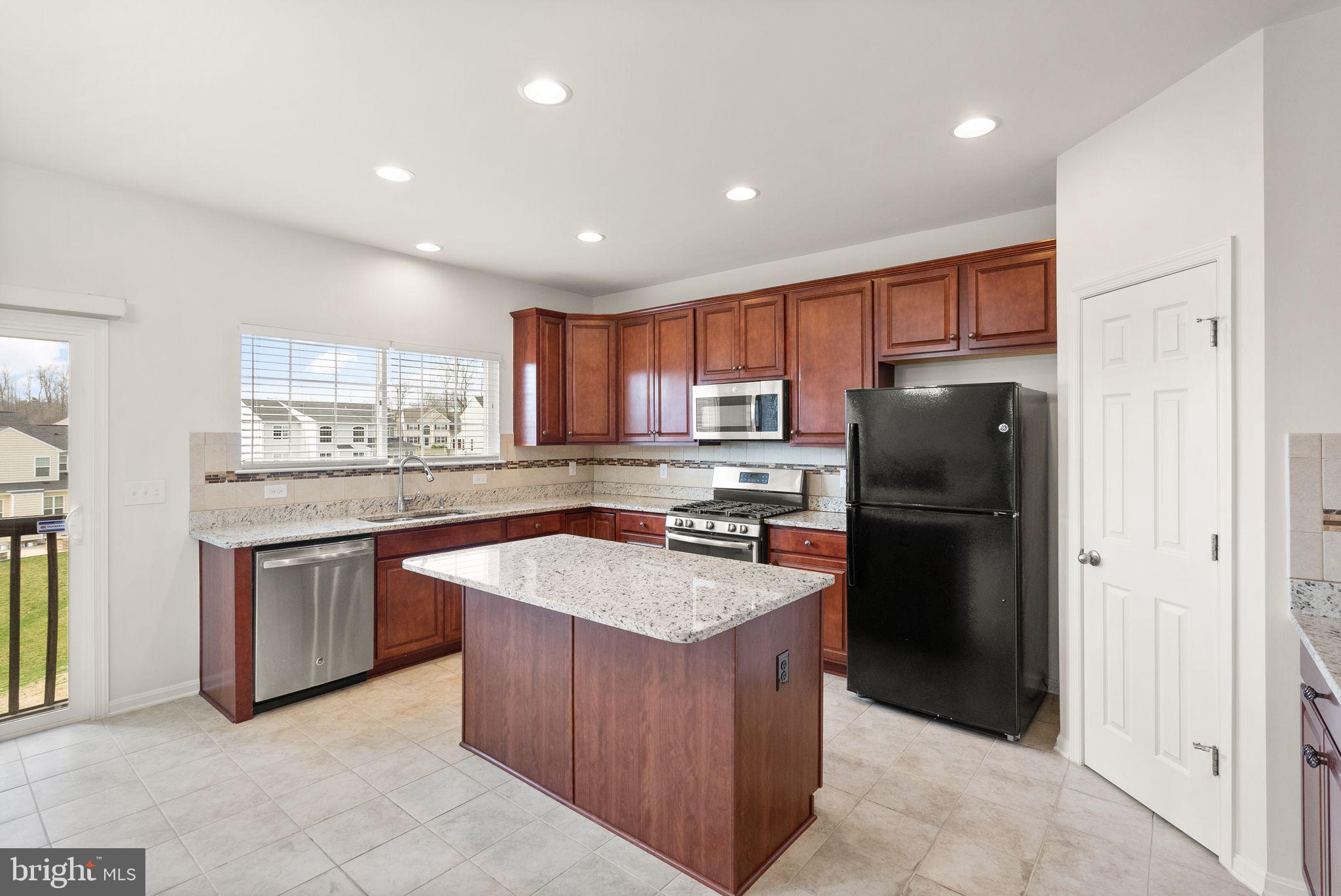 LEELAND STATION - Residential