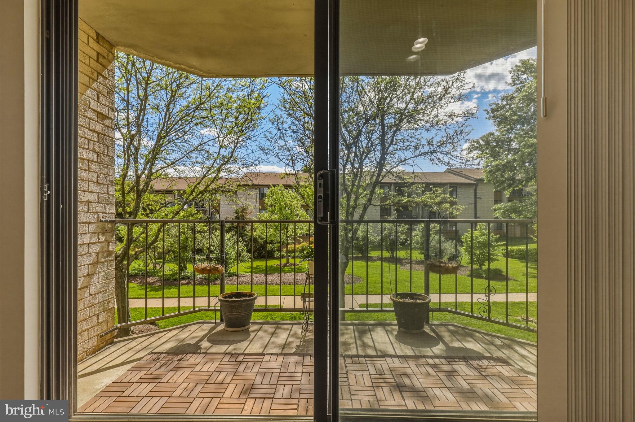 HUNTING RIDGE CONDOMINIUM - Residential