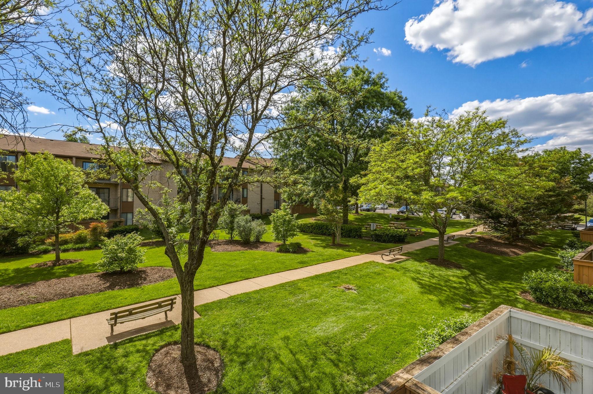 HUNTING RIDGE CONDOMINIUM - Residential