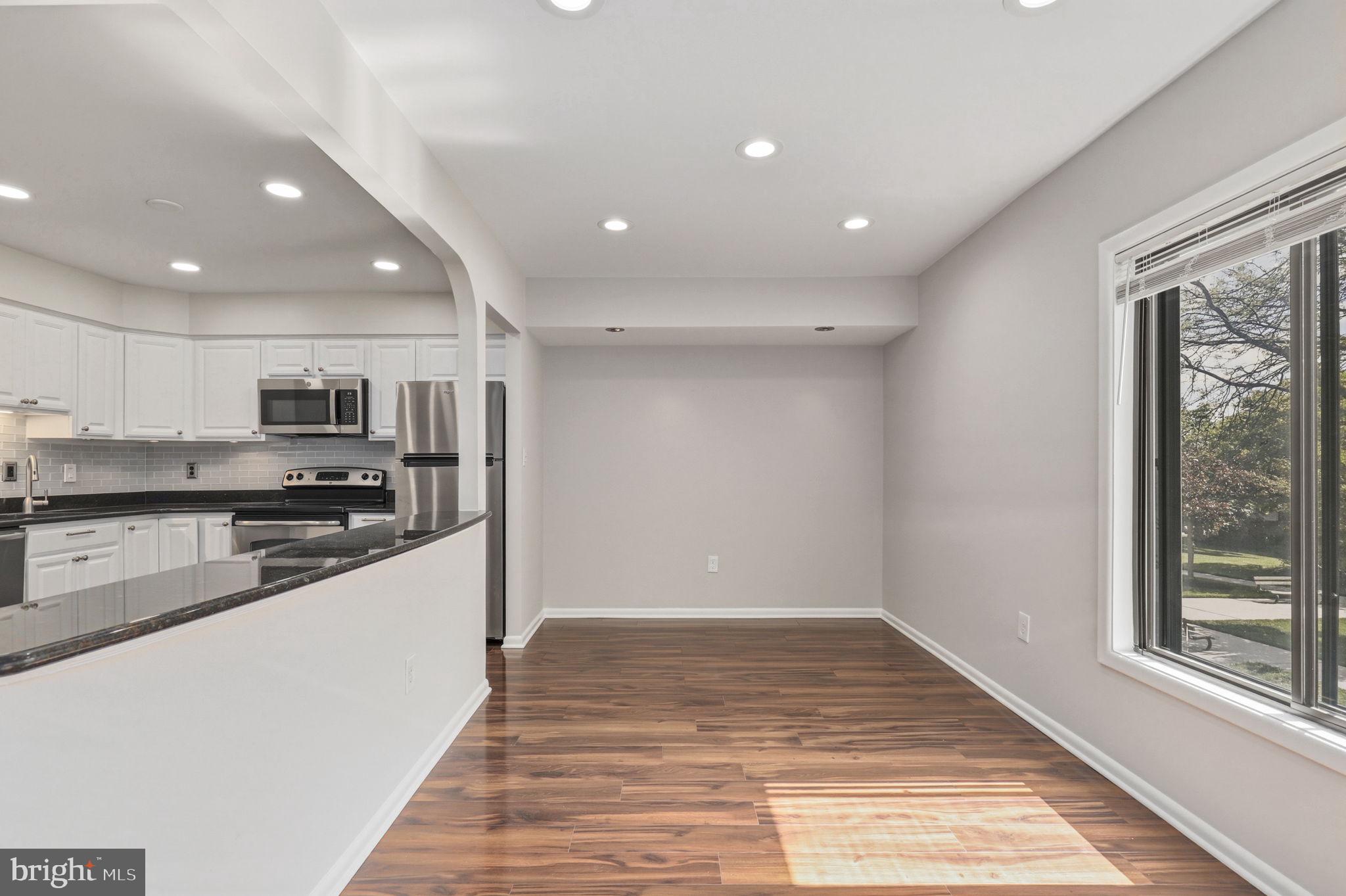 HUNTING RIDGE CONDOMINIUM - Residential