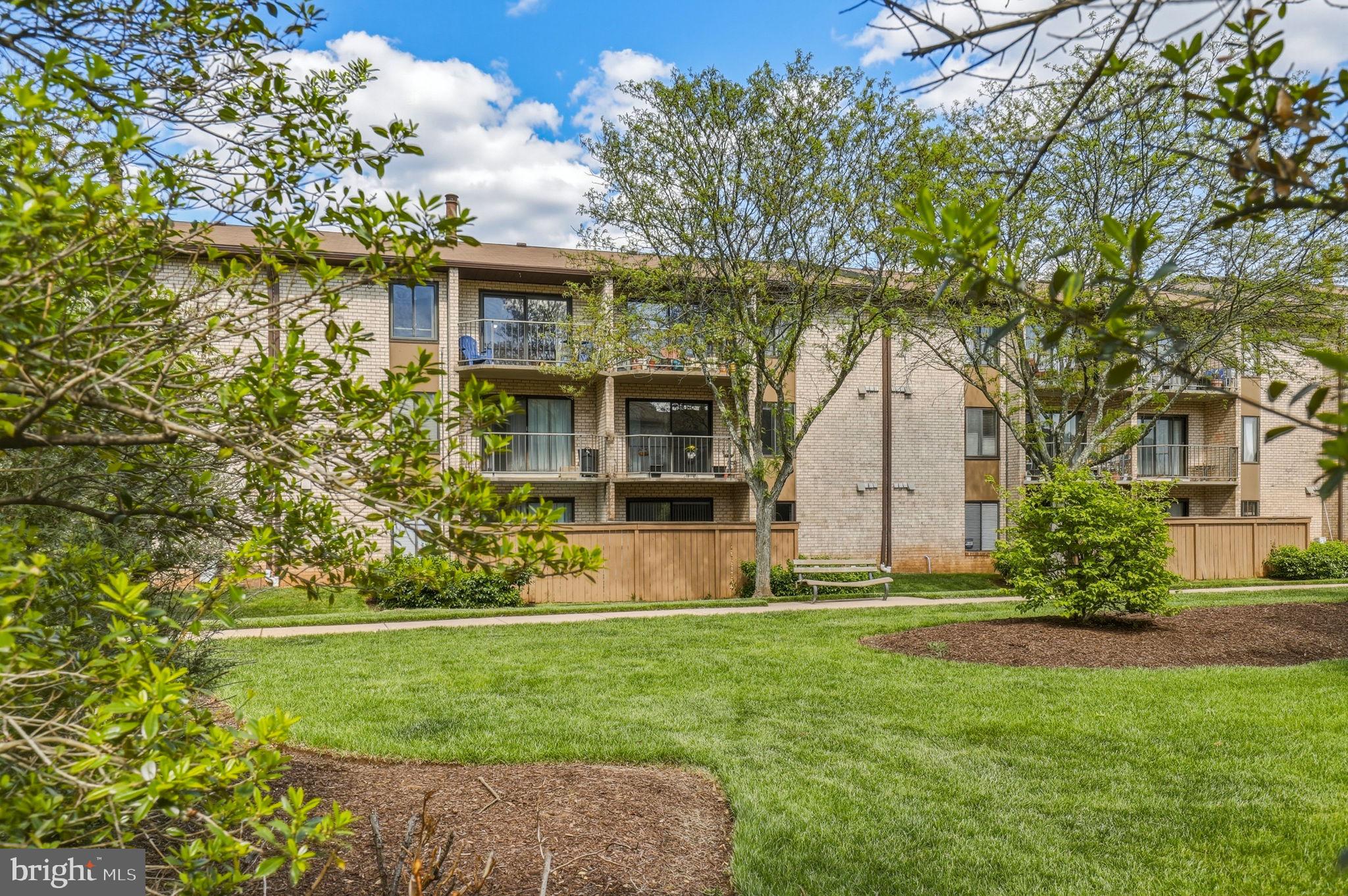 HUNTING RIDGE CONDOMINIUM - Residential