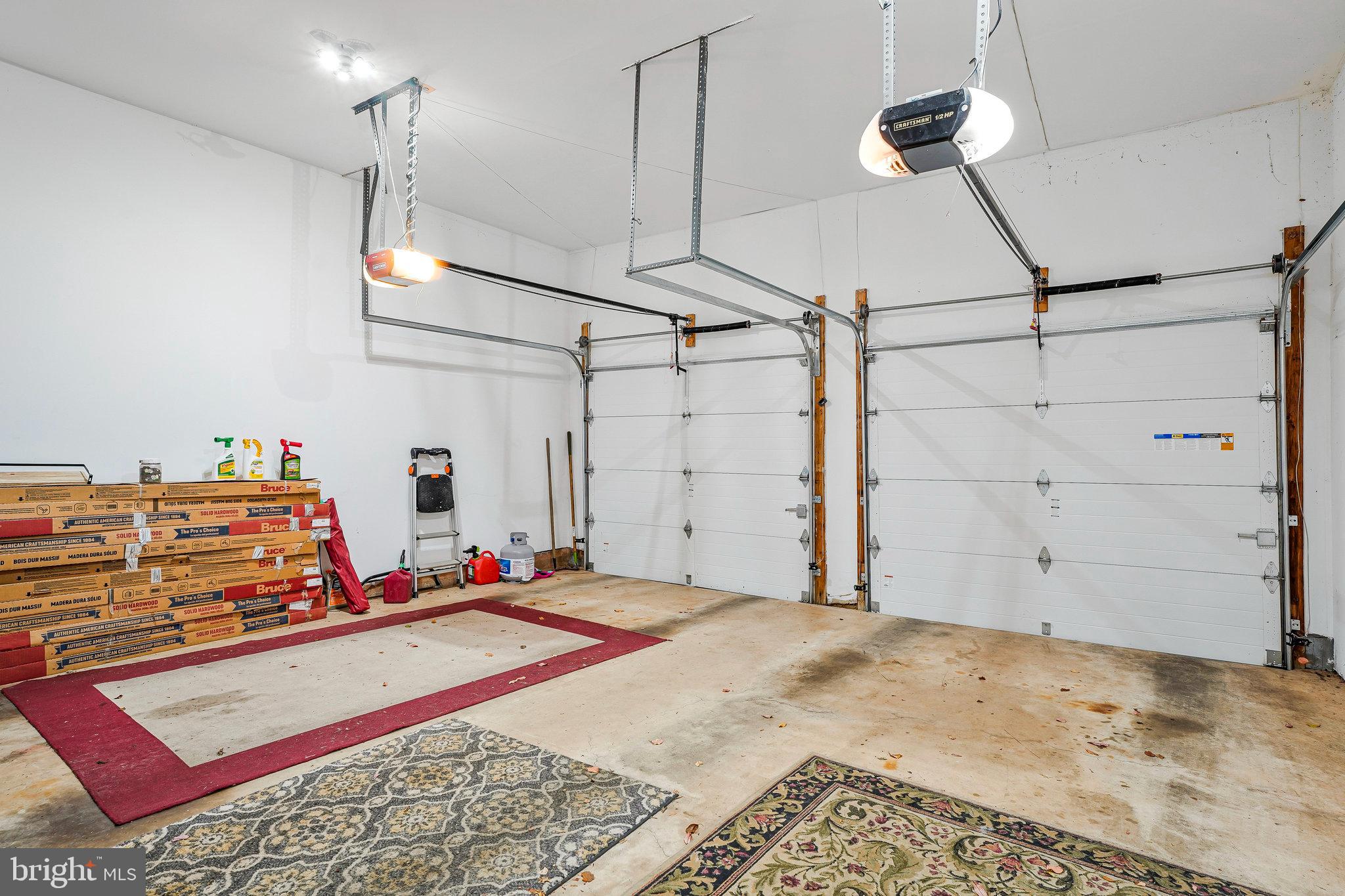 POTOMAC LAKES - Residential