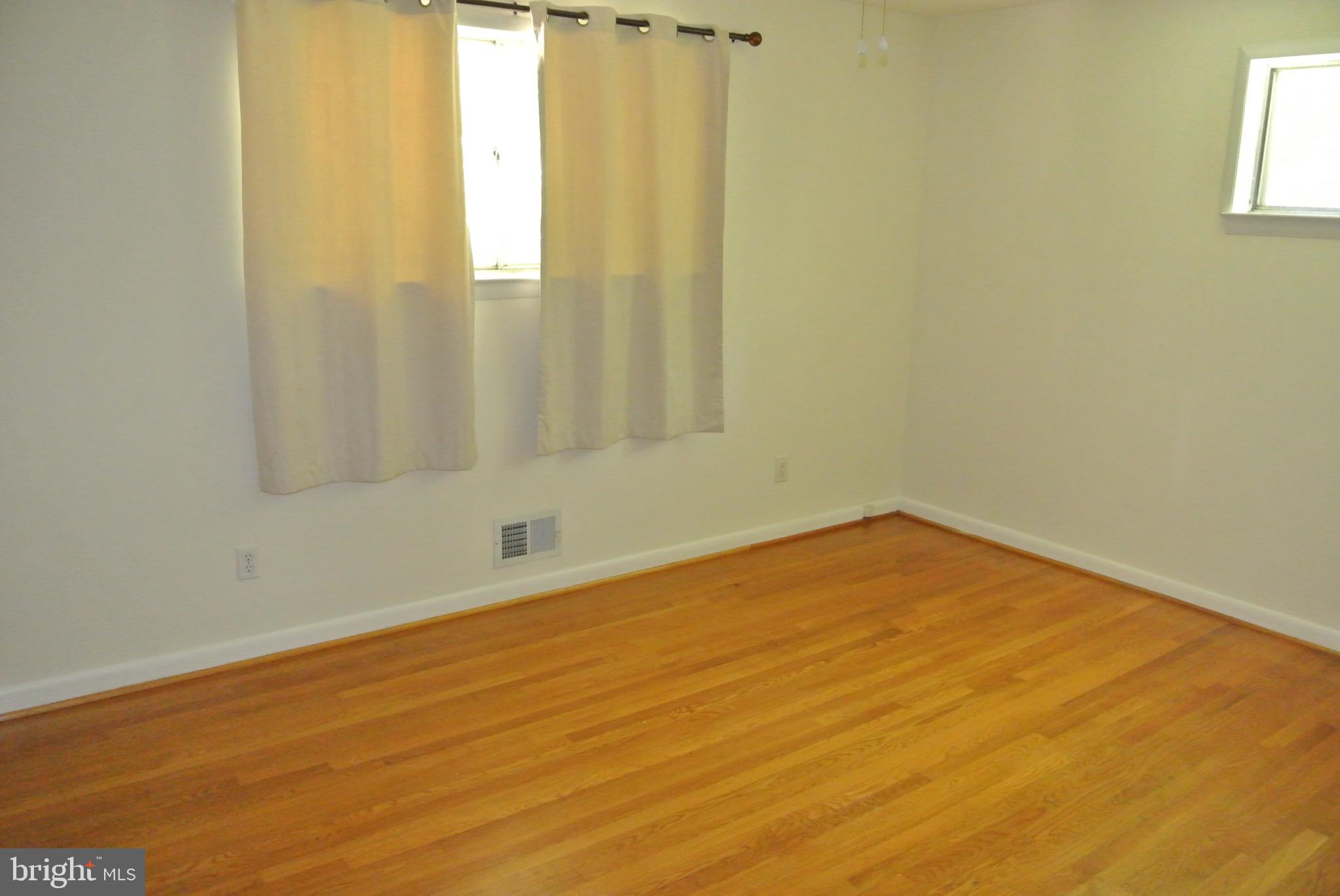 WOODHAVEN PARK SUB - Residential