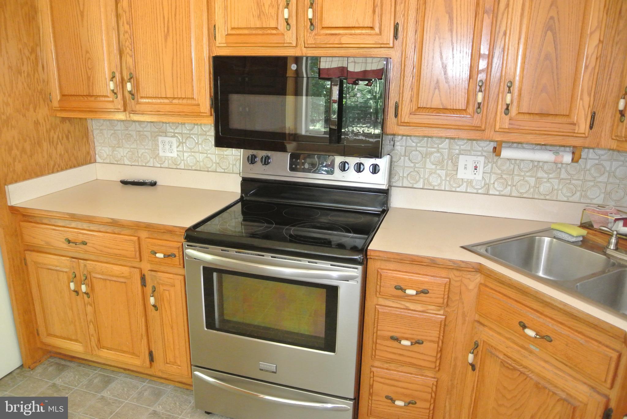 WOODHAVEN PARK SUB - Residential