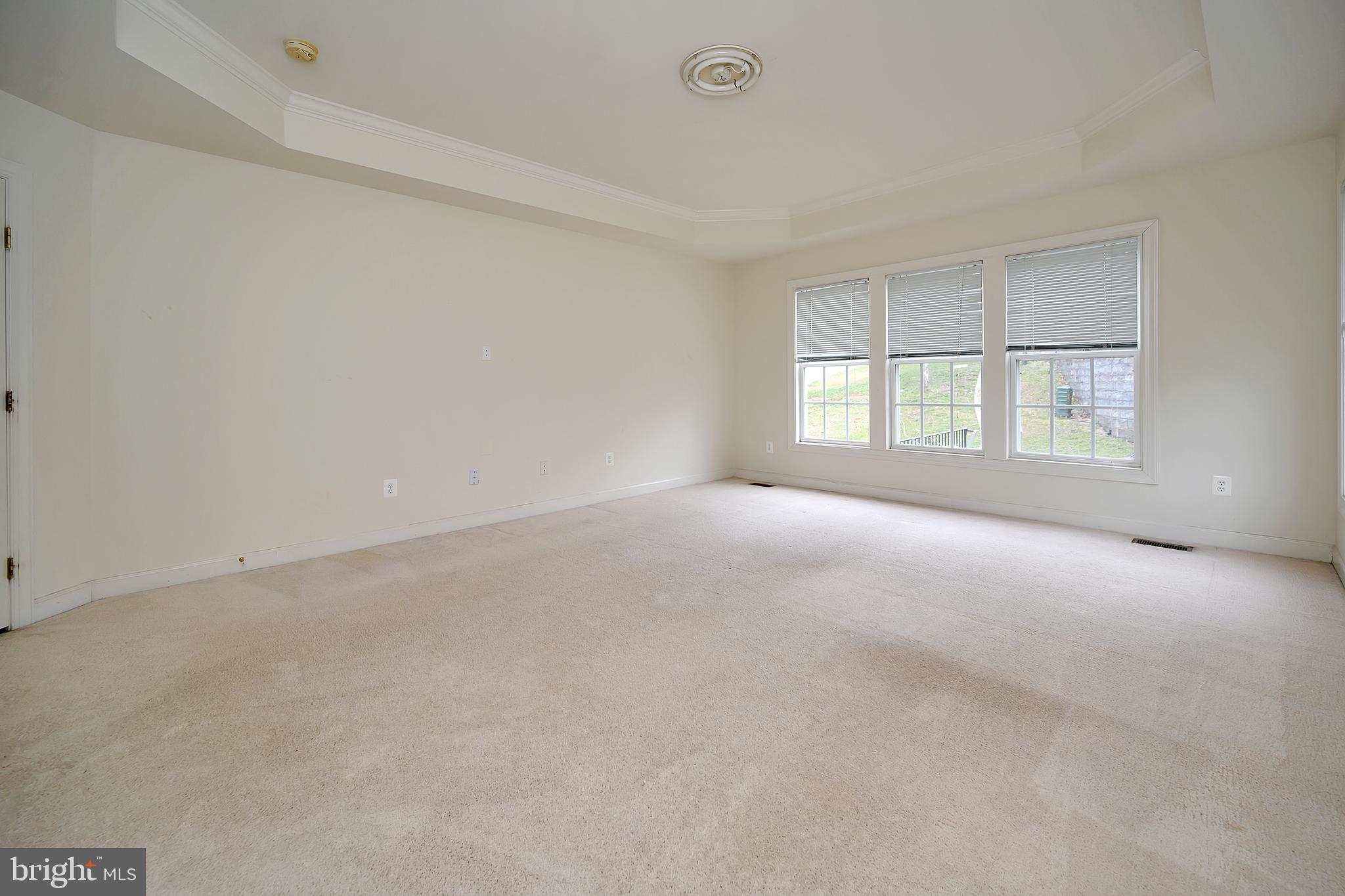 SOMERSET - Residential