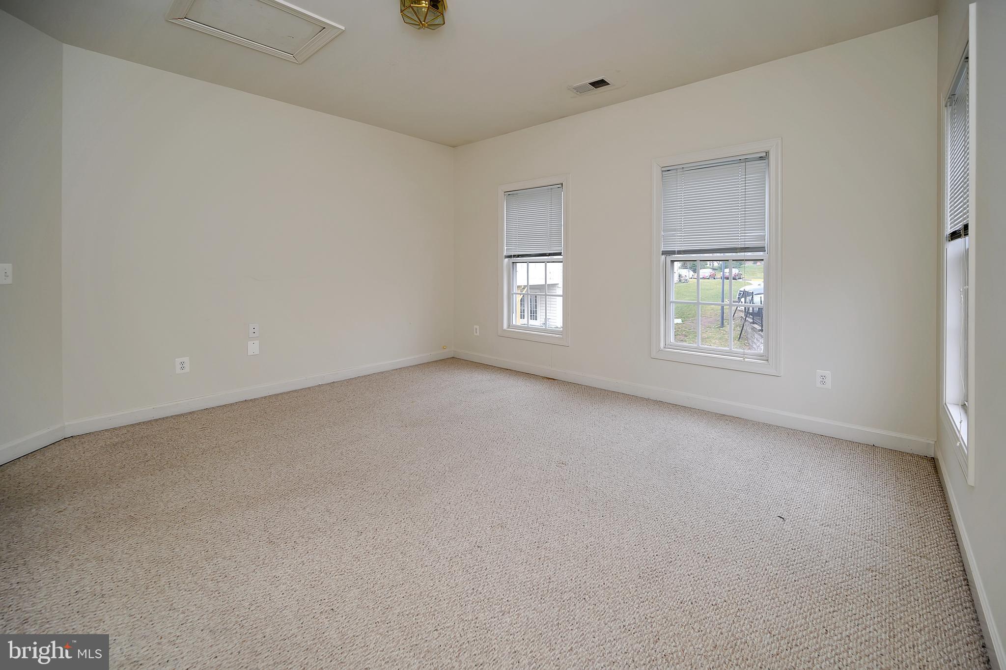 SOMERSET - Residential