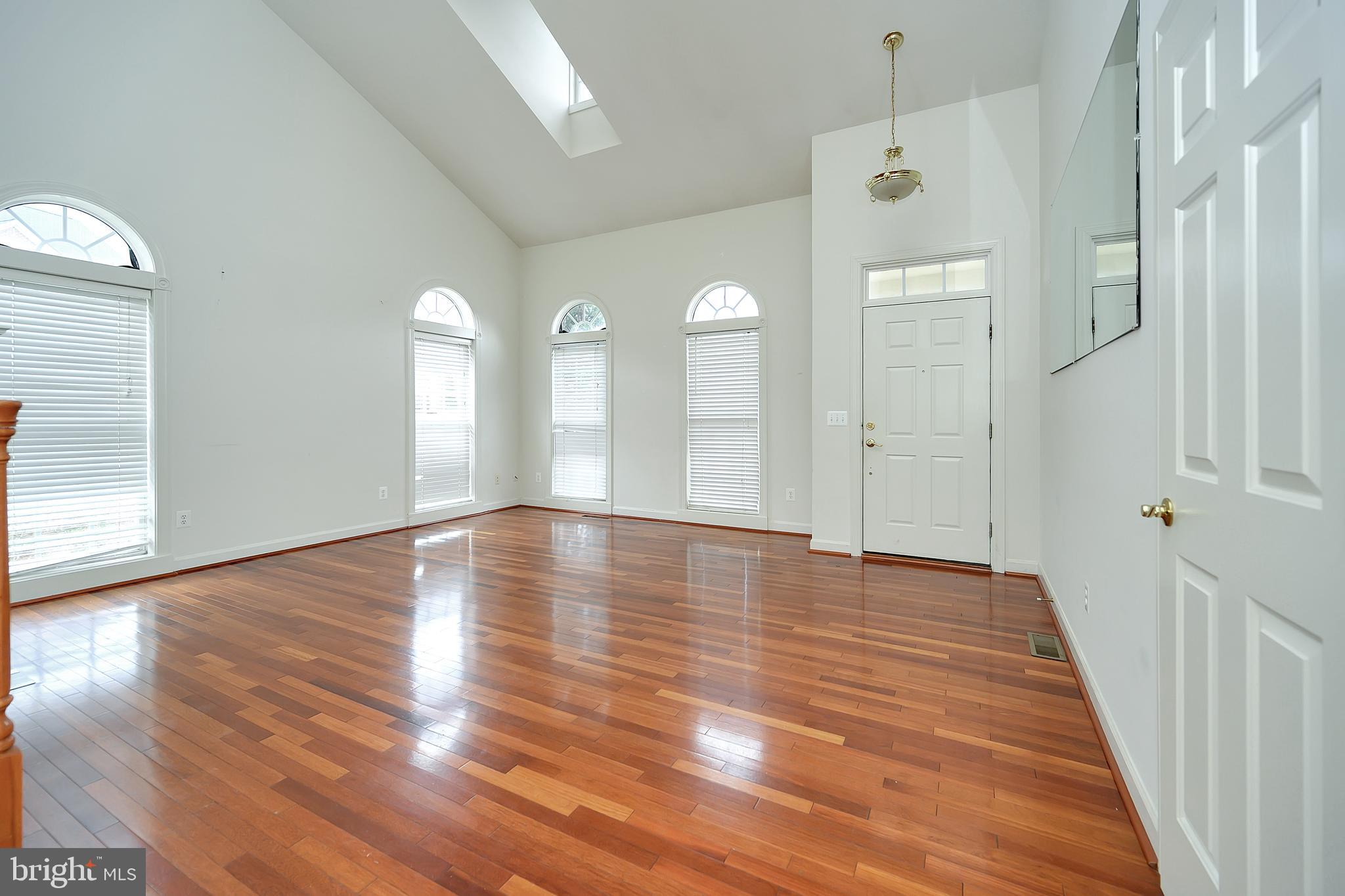 SOMERSET - Residential