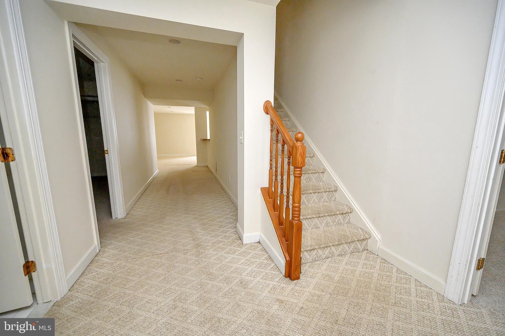 SOMERSET - Residential