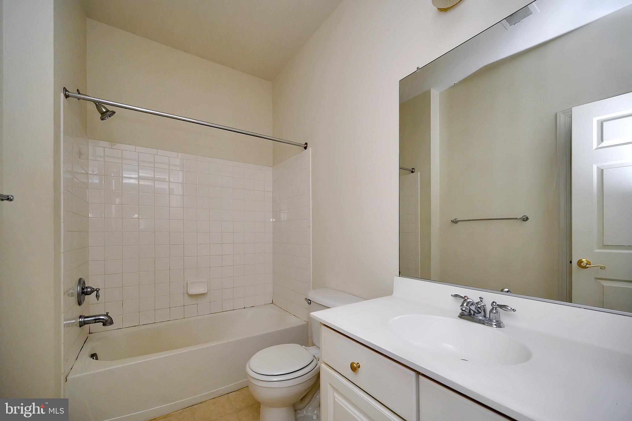 SOMERSET - Residential