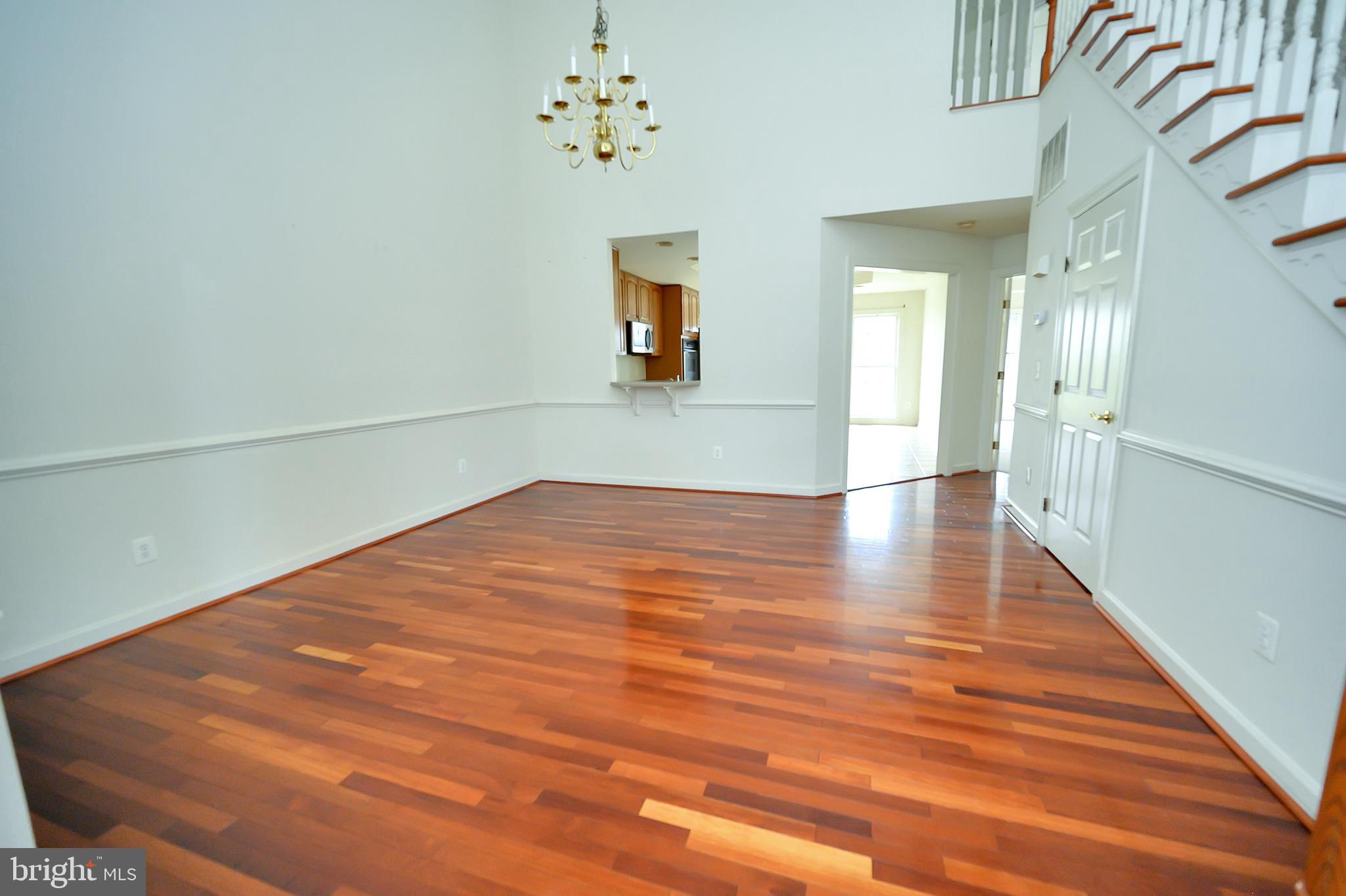 SOMERSET - Residential