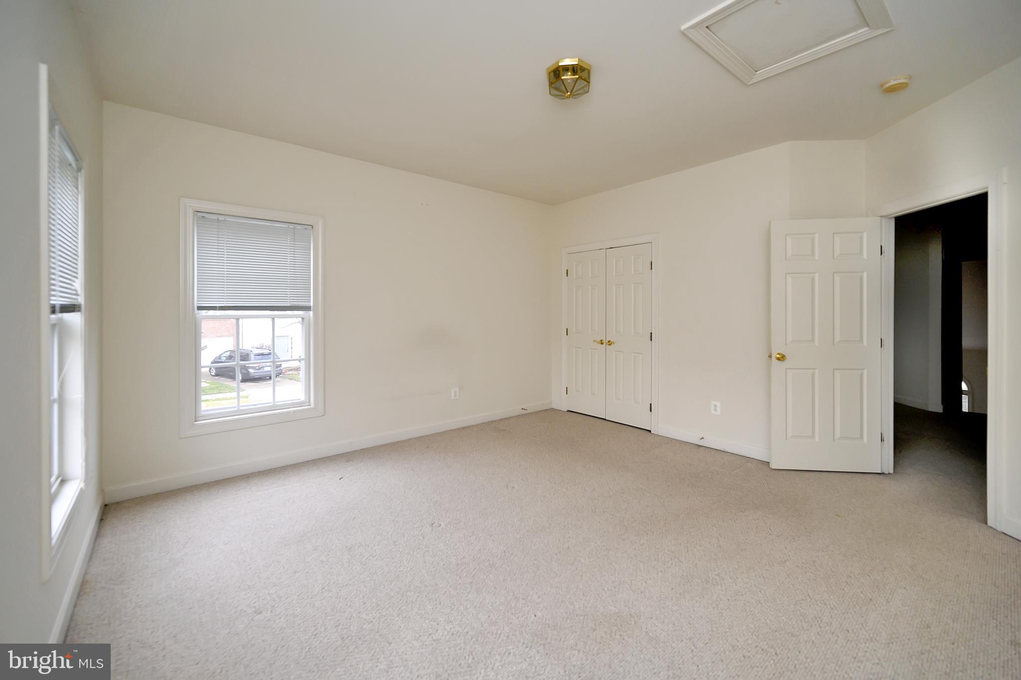 SOMERSET - Residential