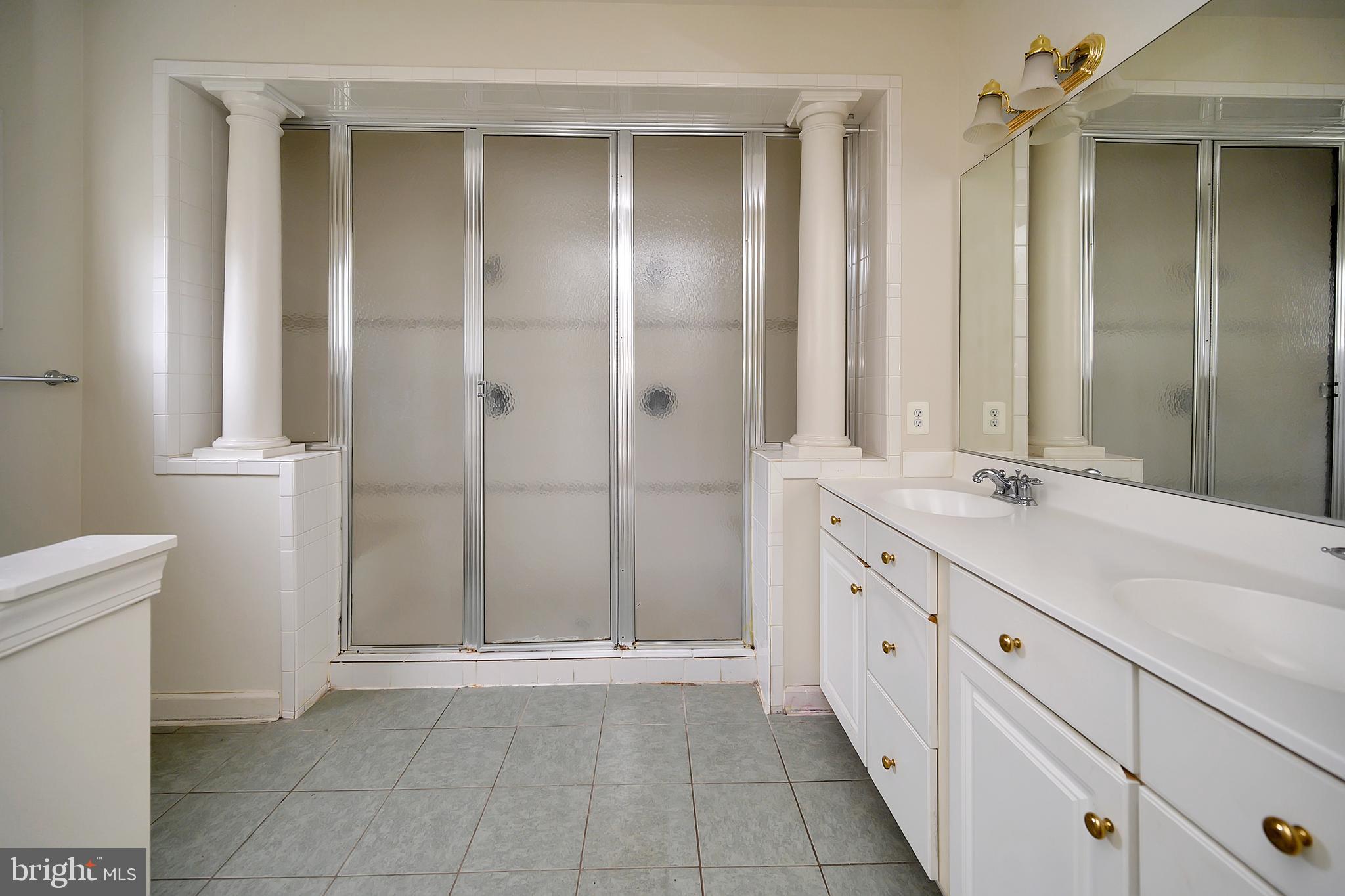 SOMERSET - Residential