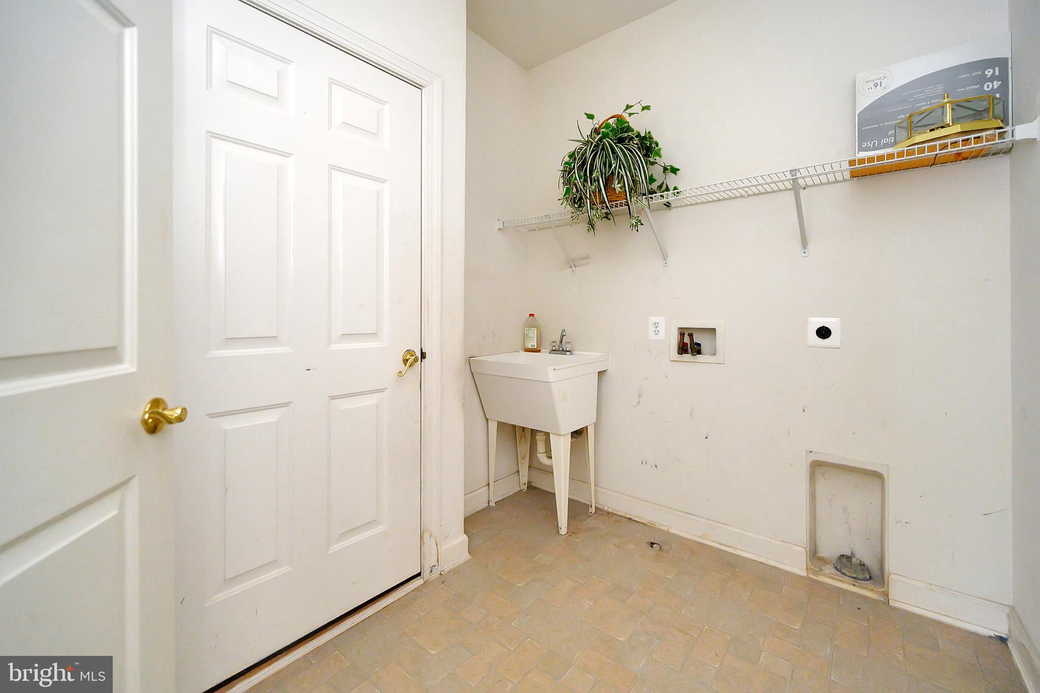 SOMERSET - Residential