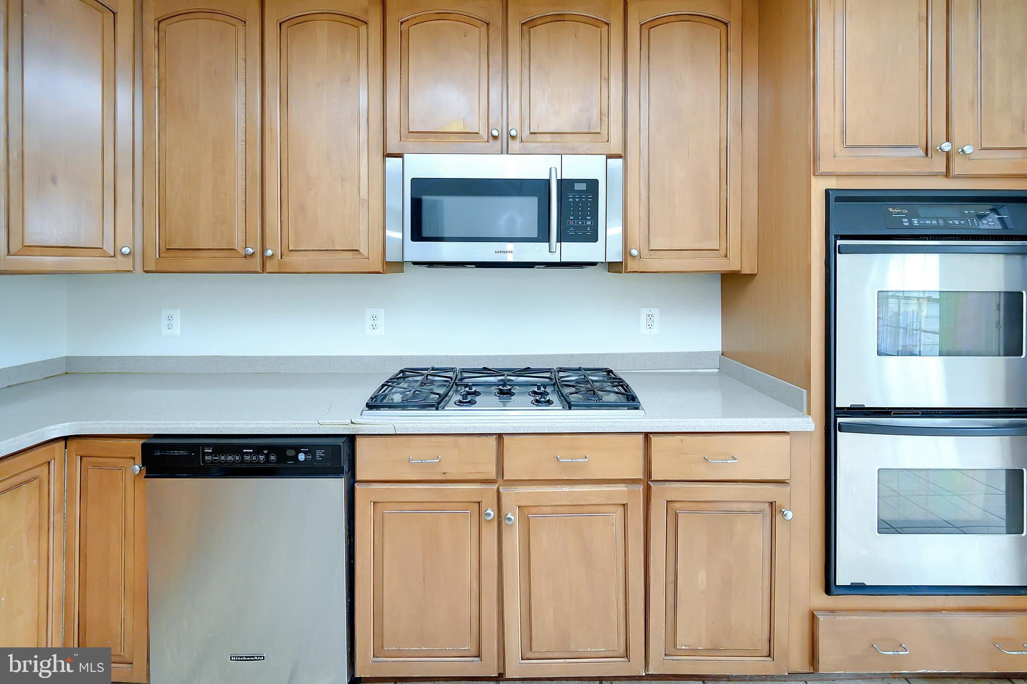 SOMERSET - Residential