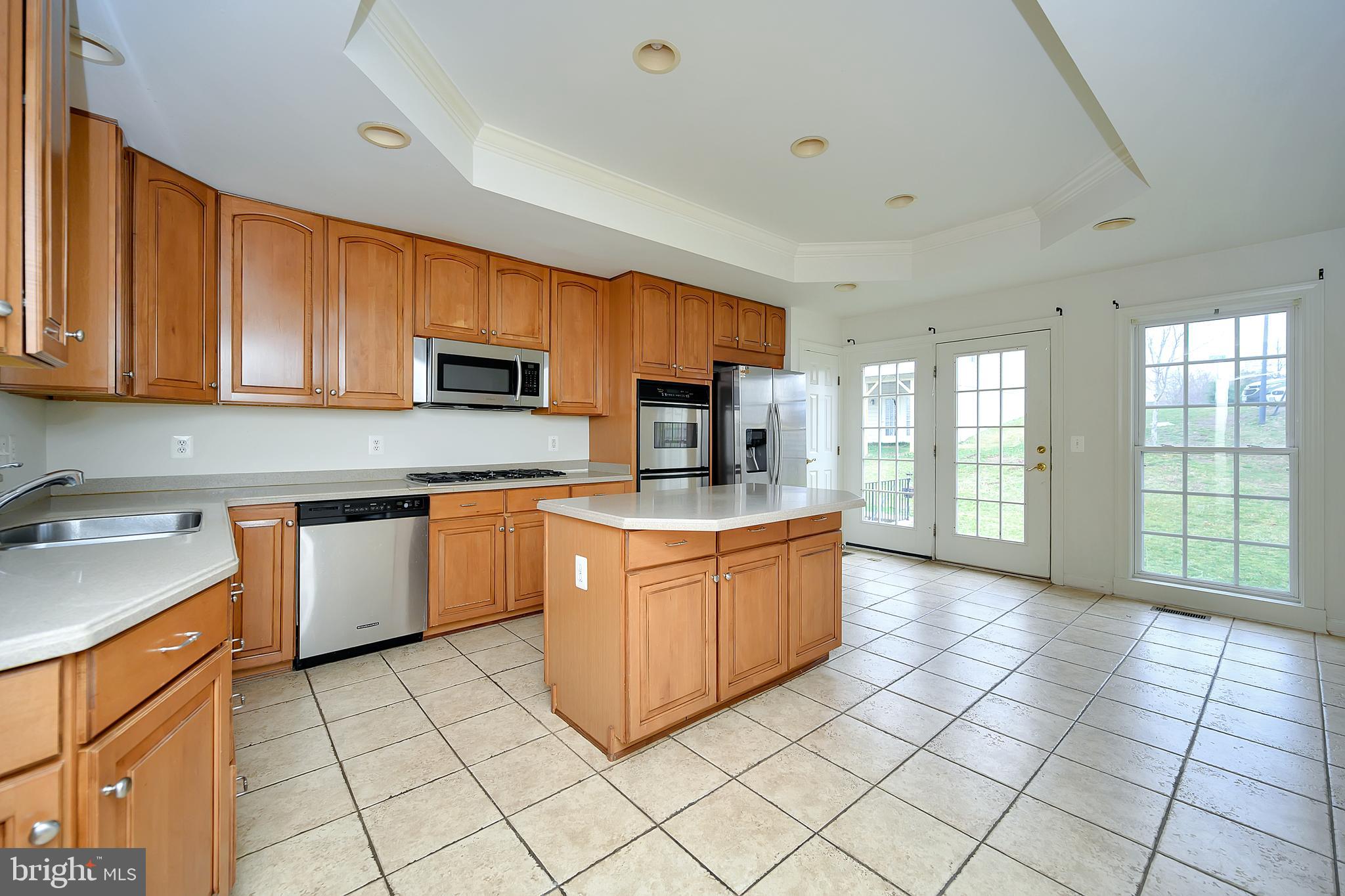 SOMERSET - Residential