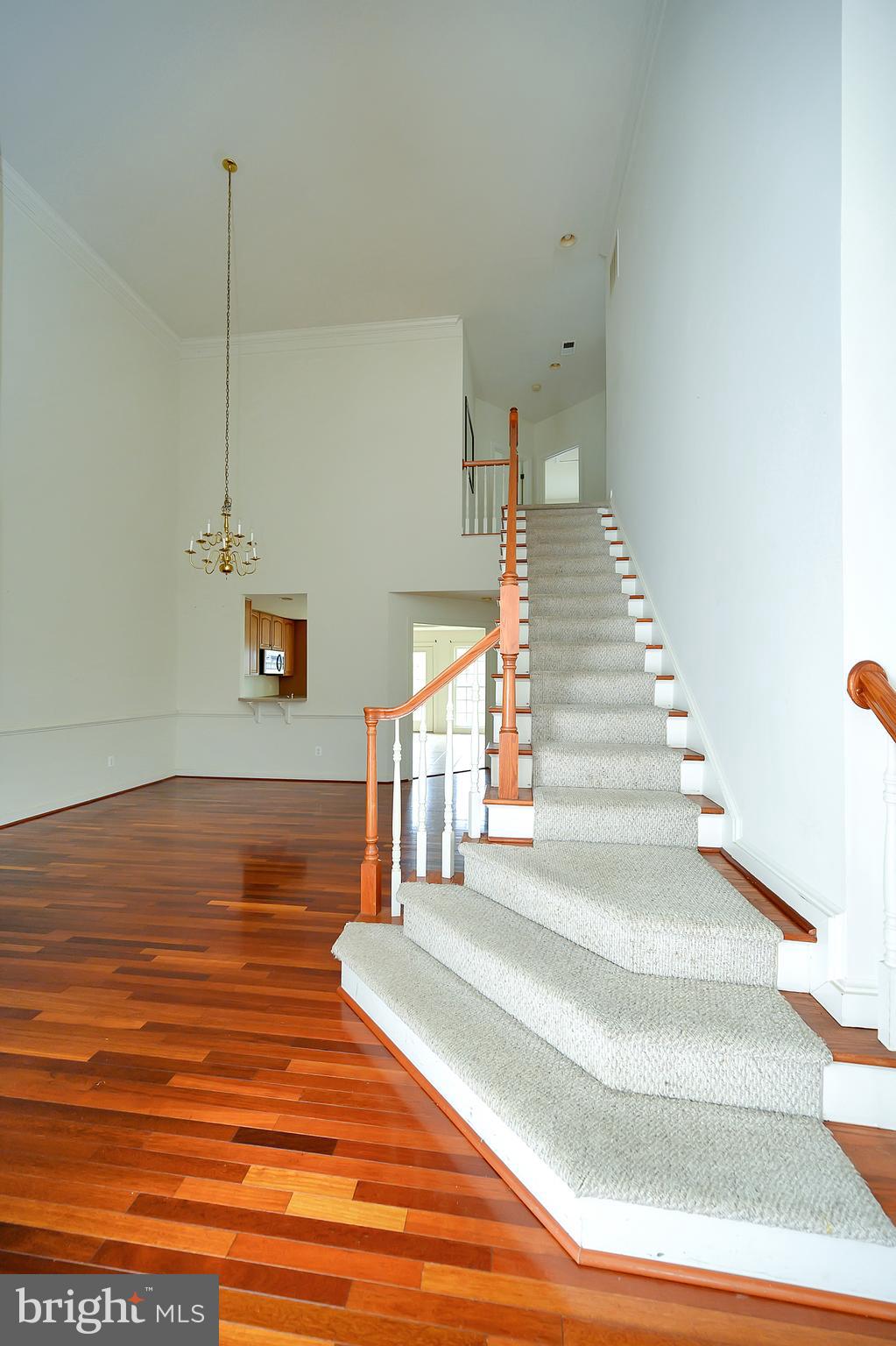 SOMERSET - Residential