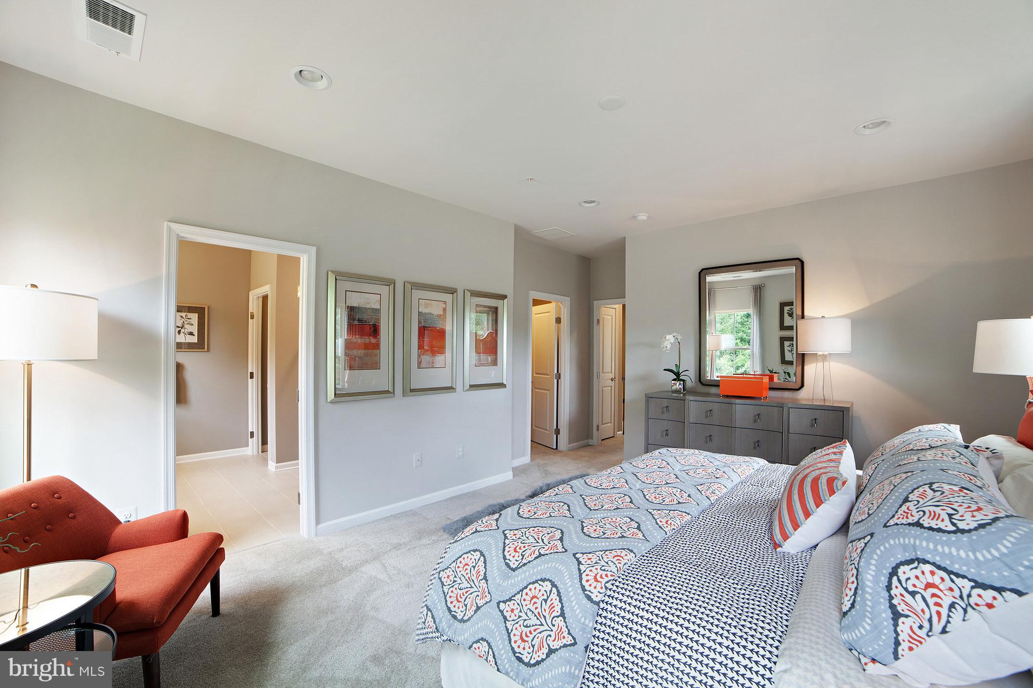 PONDVIEW - Residential