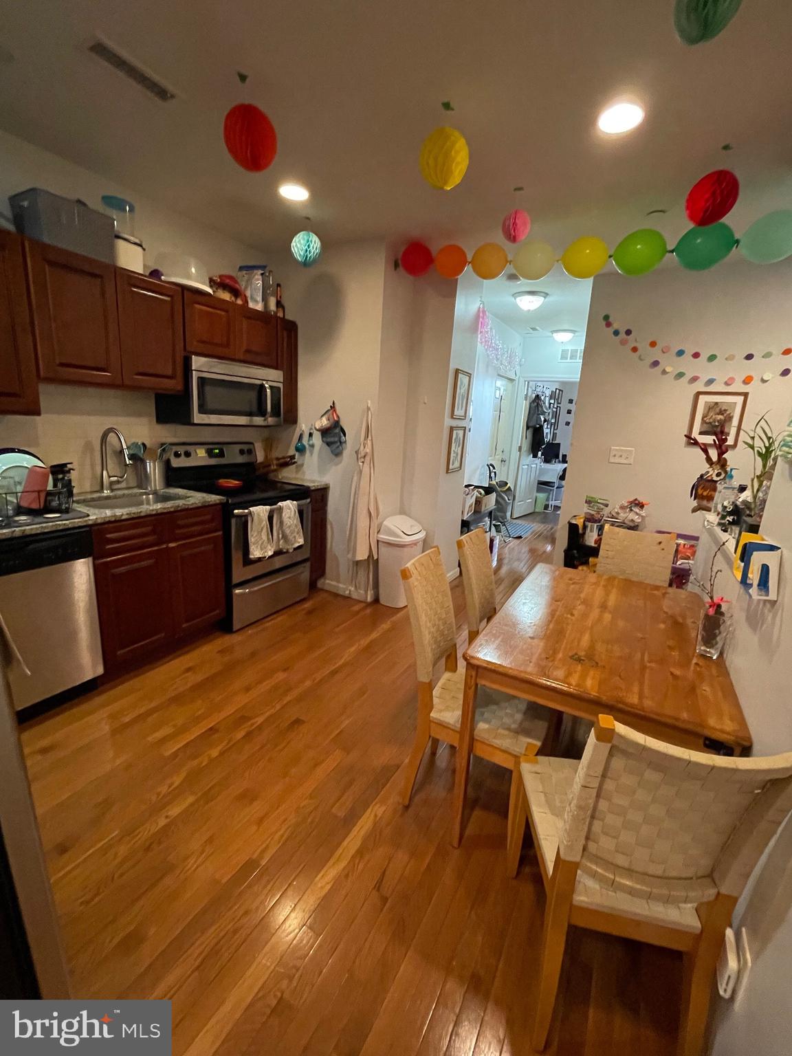 TEMPLE UNIVERSITY - Residential Lease