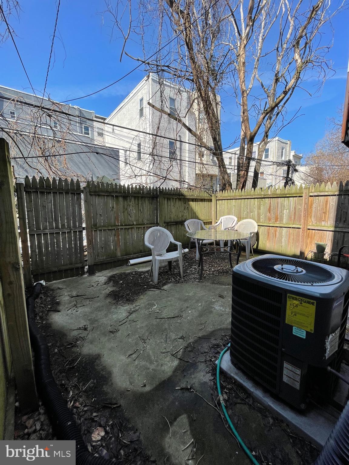 TEMPLE UNIVERSITY - Residential Lease