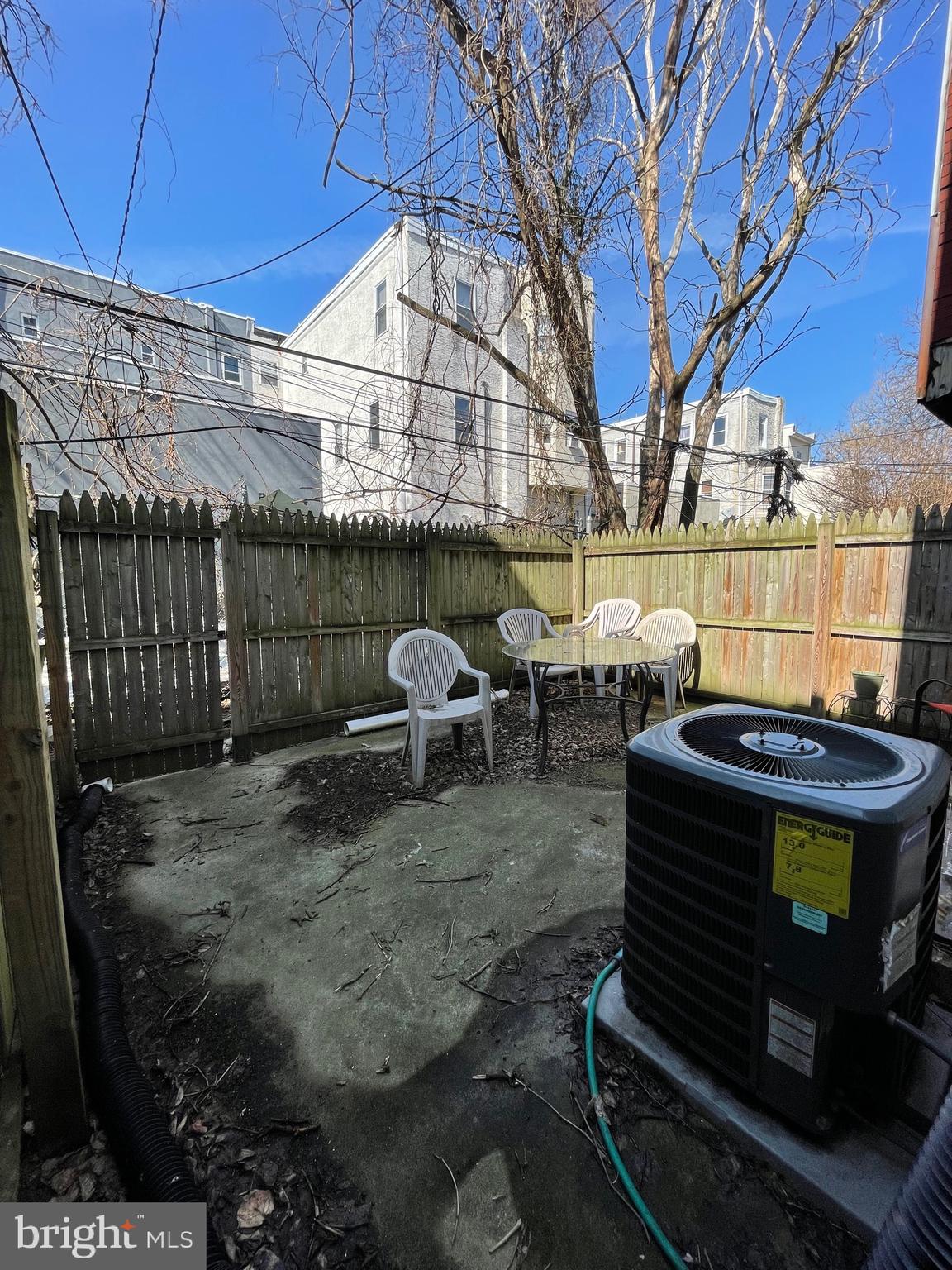 TEMPLE UNIVERSITY - Residential Lease